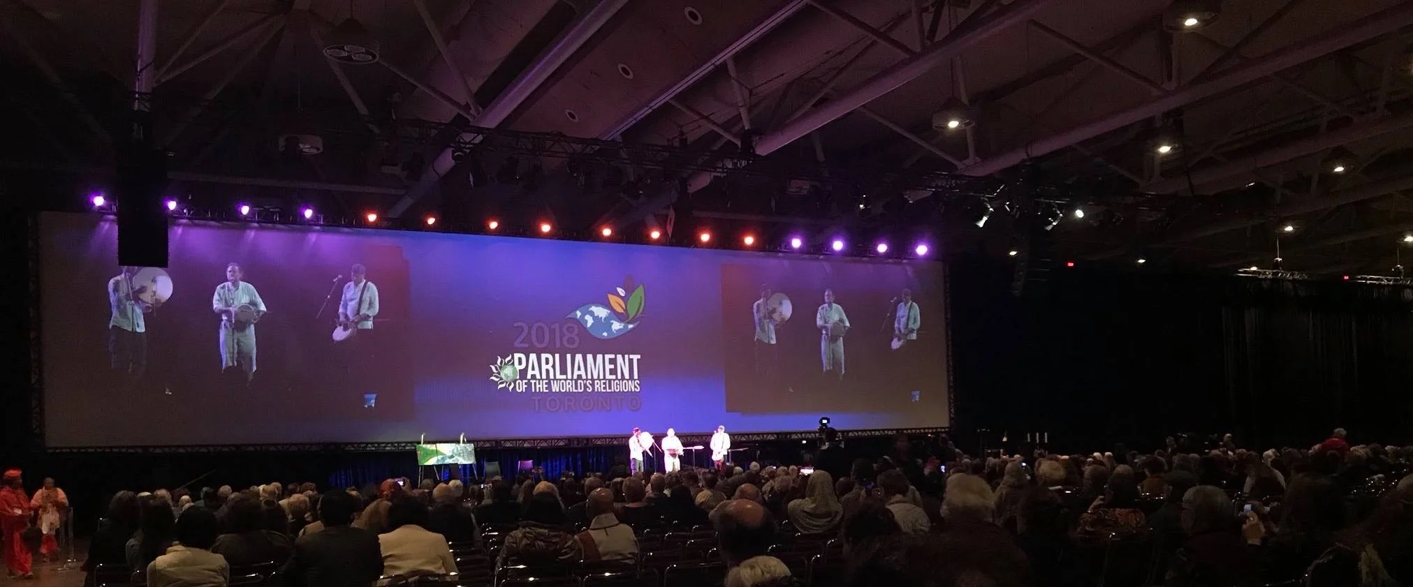 Abraham Jam’s recent performance at the 2018 Parliament of World Religions – Photo: Vicki Garlock