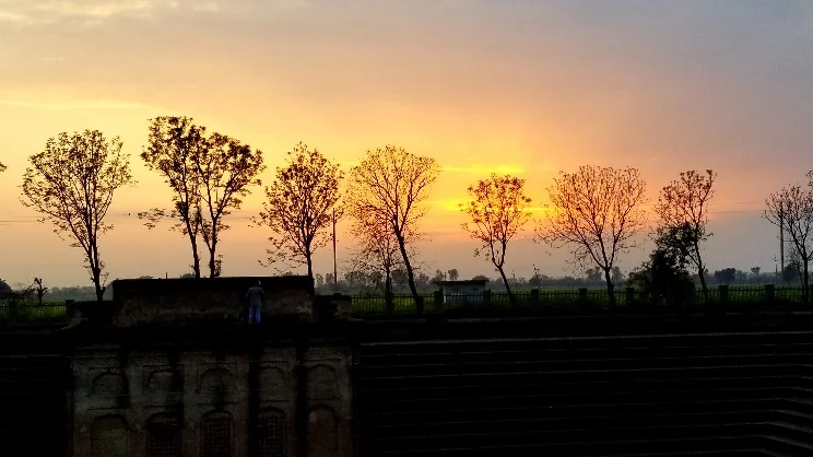 Sun sets over Pakistan – Photo: Tarunjit Singh Butalia