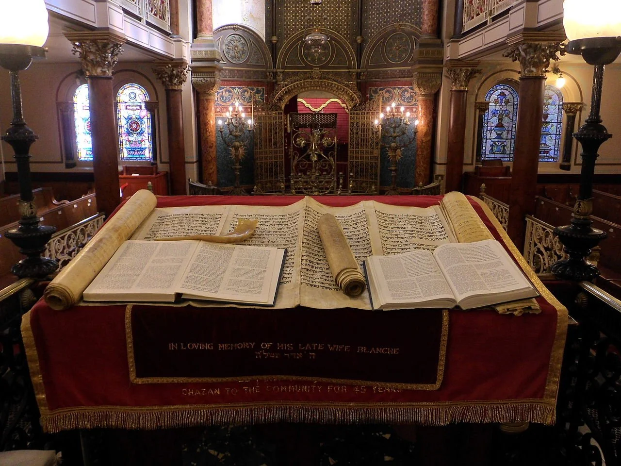 The Jewish Imperative for Peacemaking