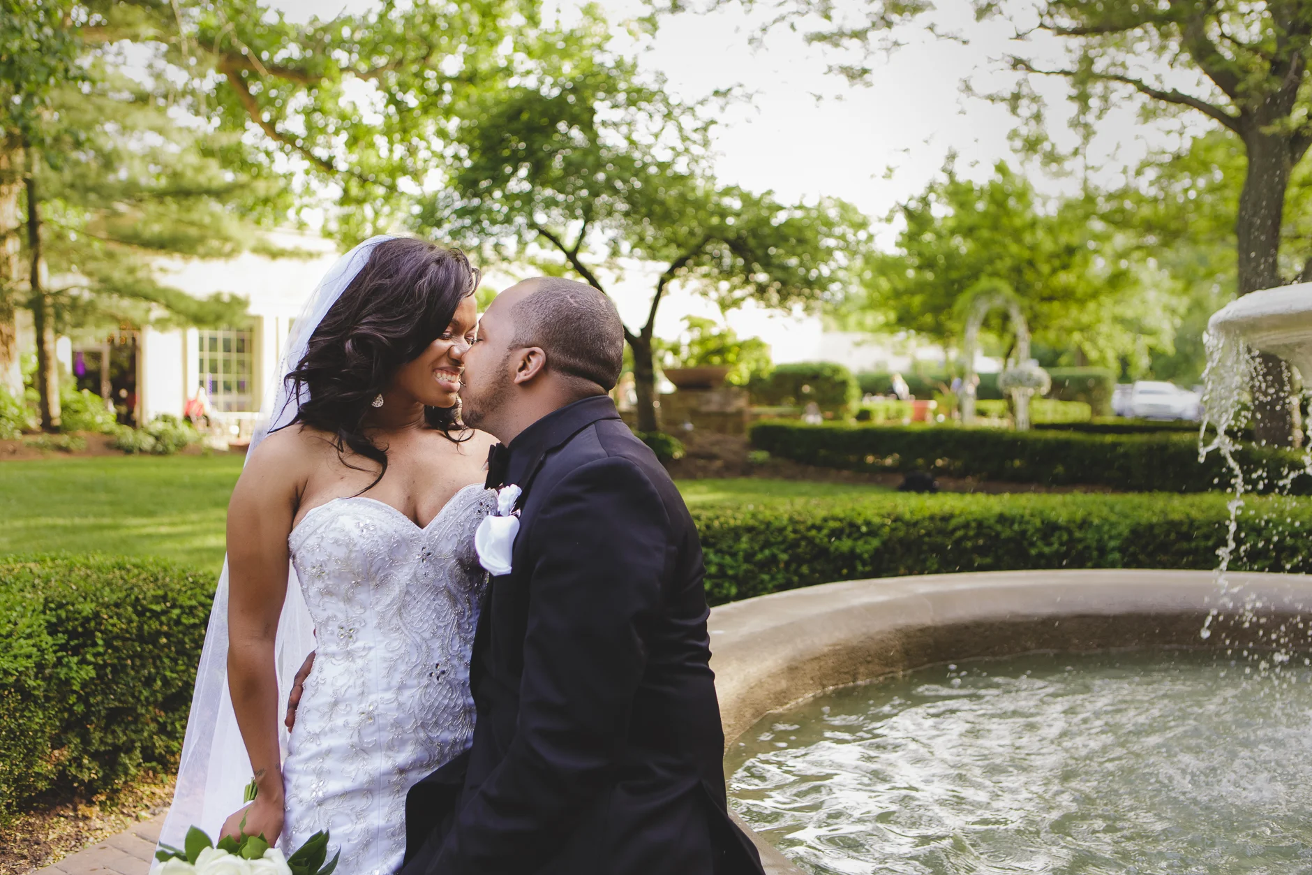 Buffalo-Wedding-Photographer_047.jpg