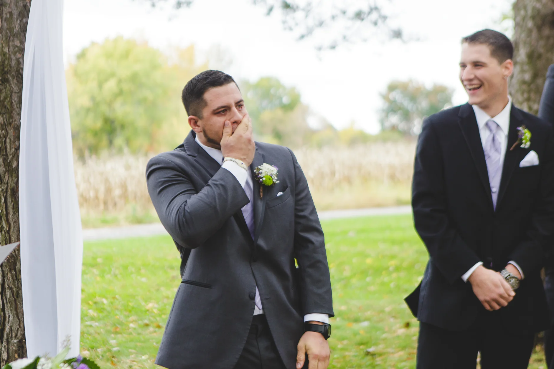 BuffaloWeddingPhotographerHayloft_020.jpg