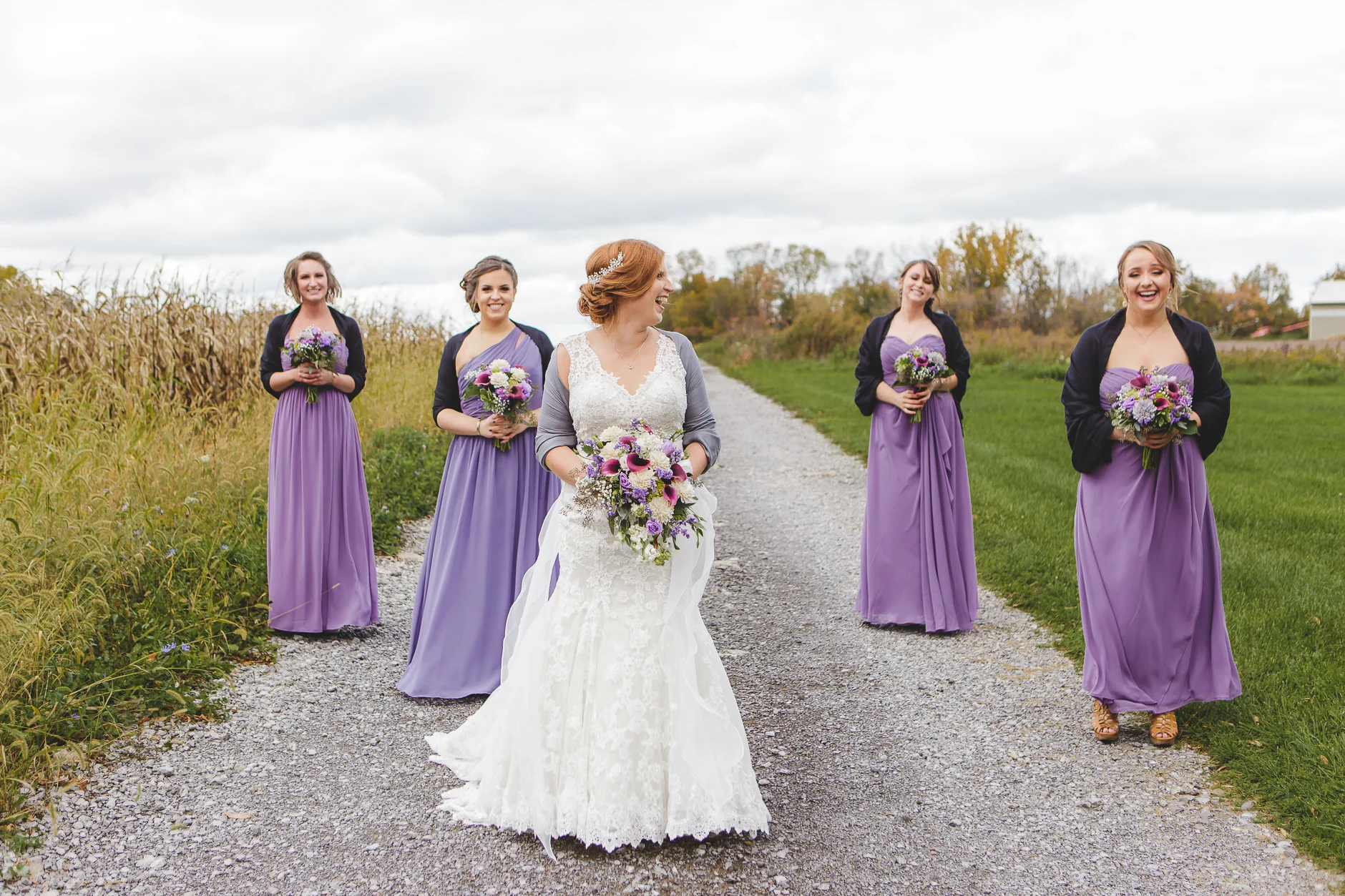 BuffaloWeddingPhotographerHayloft_034.jpg