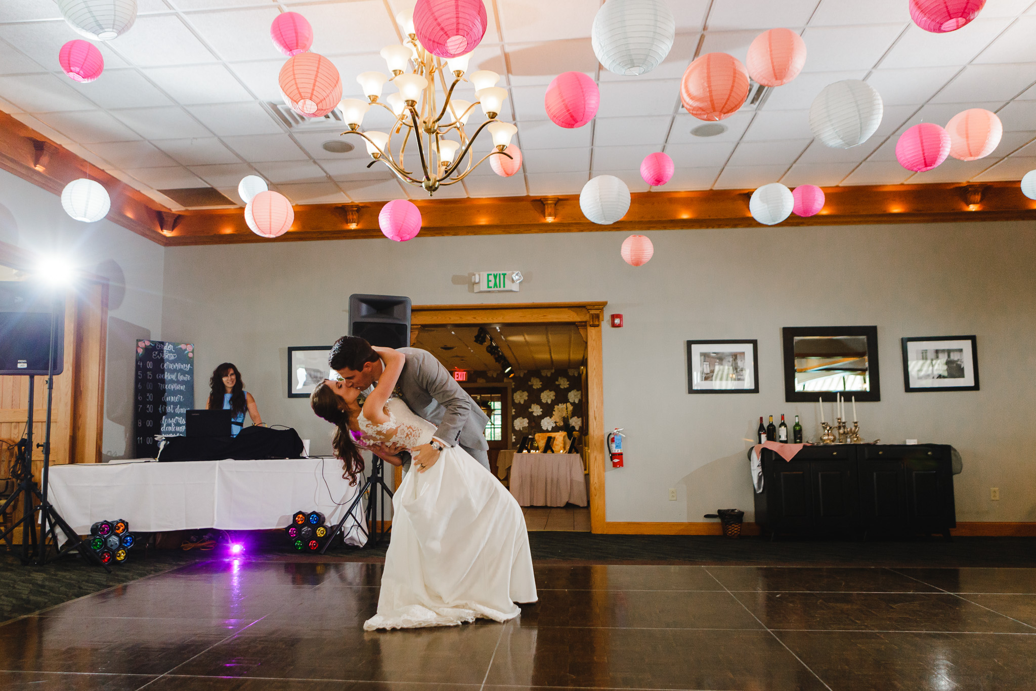 www.buffaloweddingphotographer.co