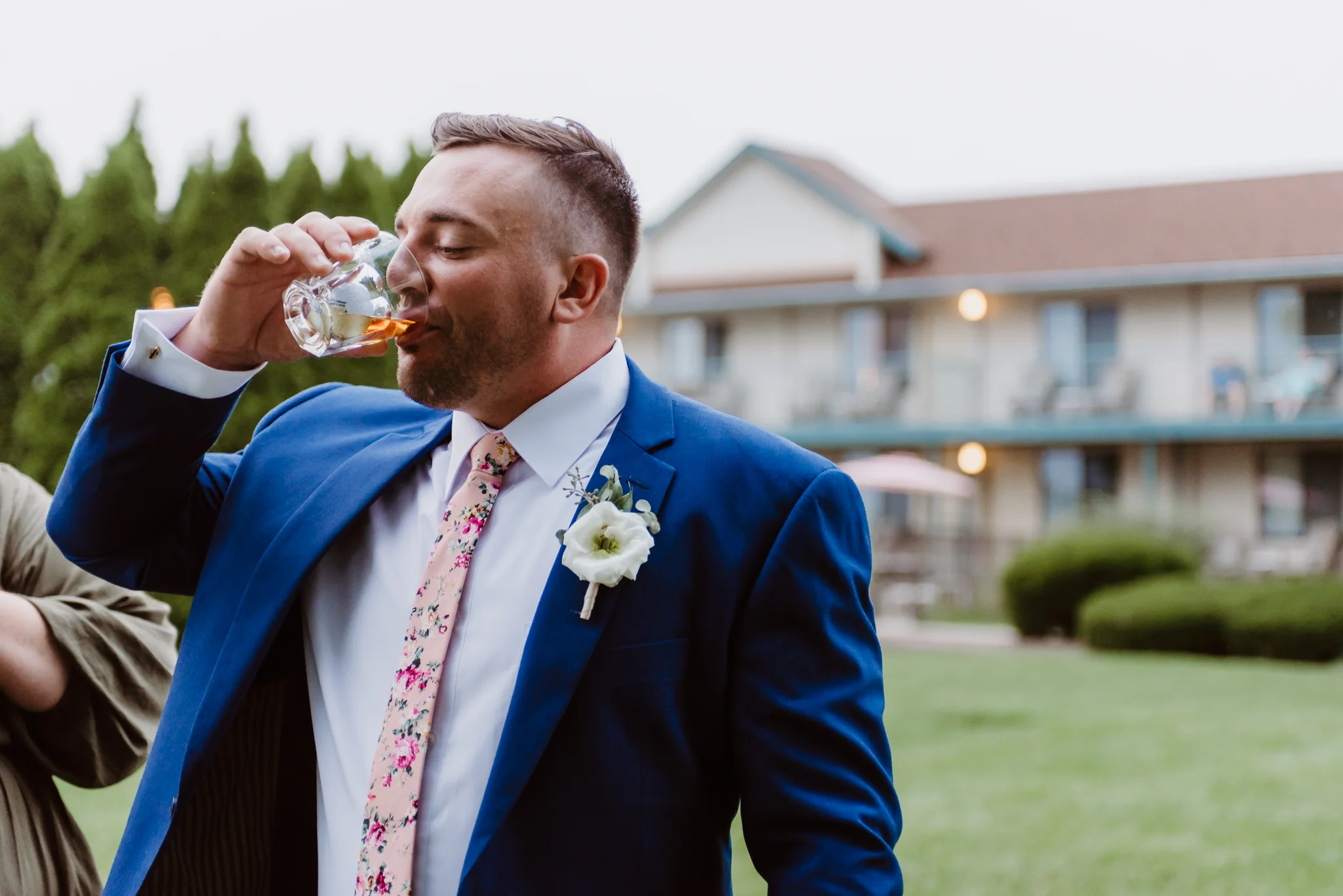 www.buffaloweddingphotographer.co