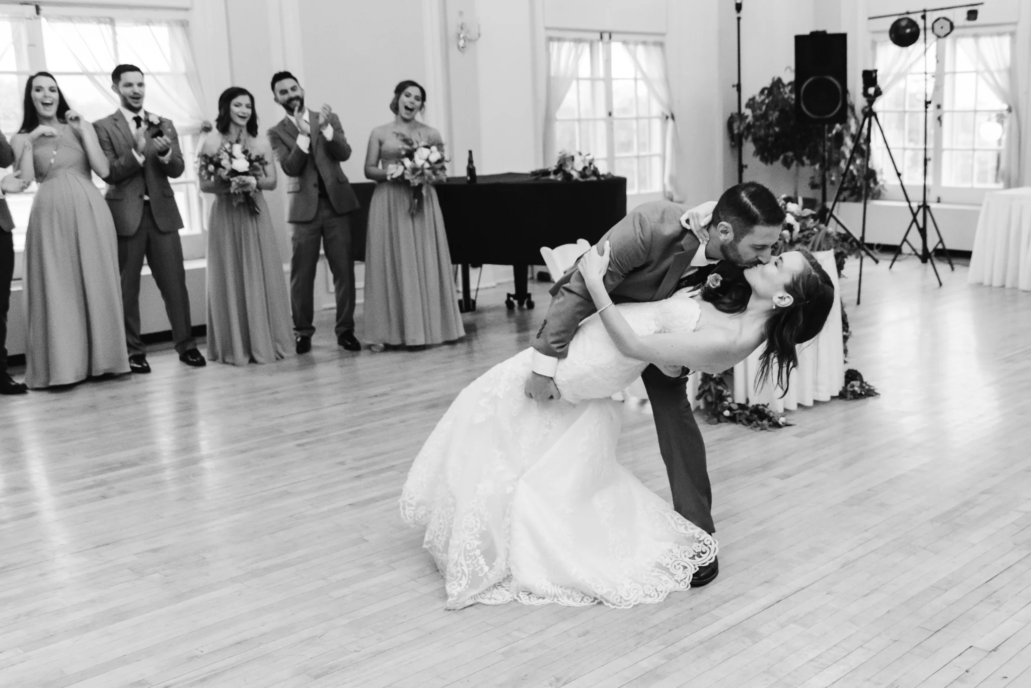 www.buffaloweddingphotographer.co