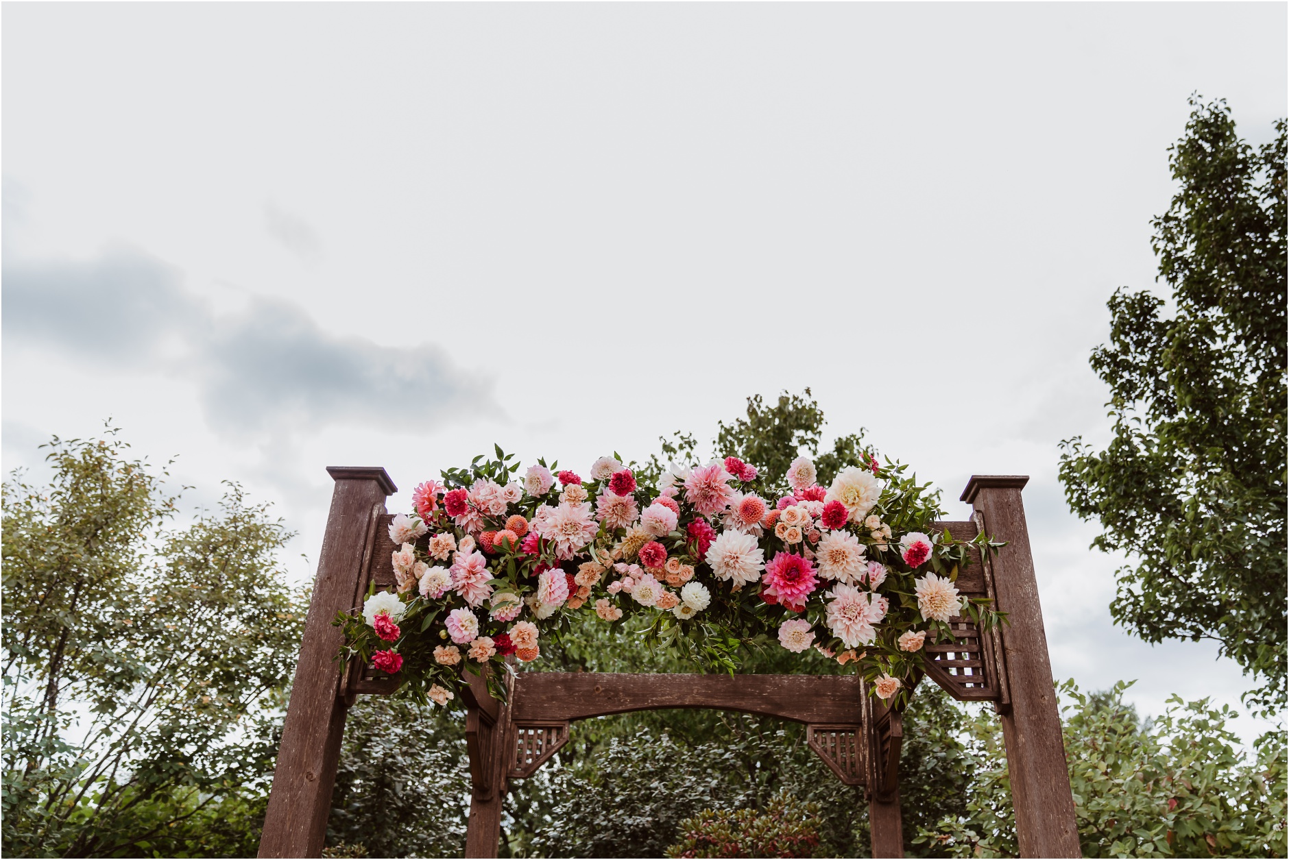 Deerfield Country Club Buffalo Wedding Photographers