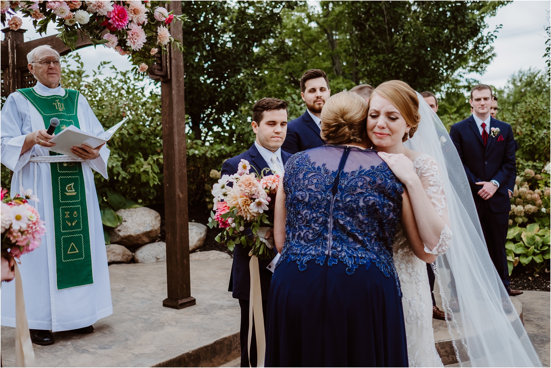 Deerfield Country Club Buffalo Wedding Photographers