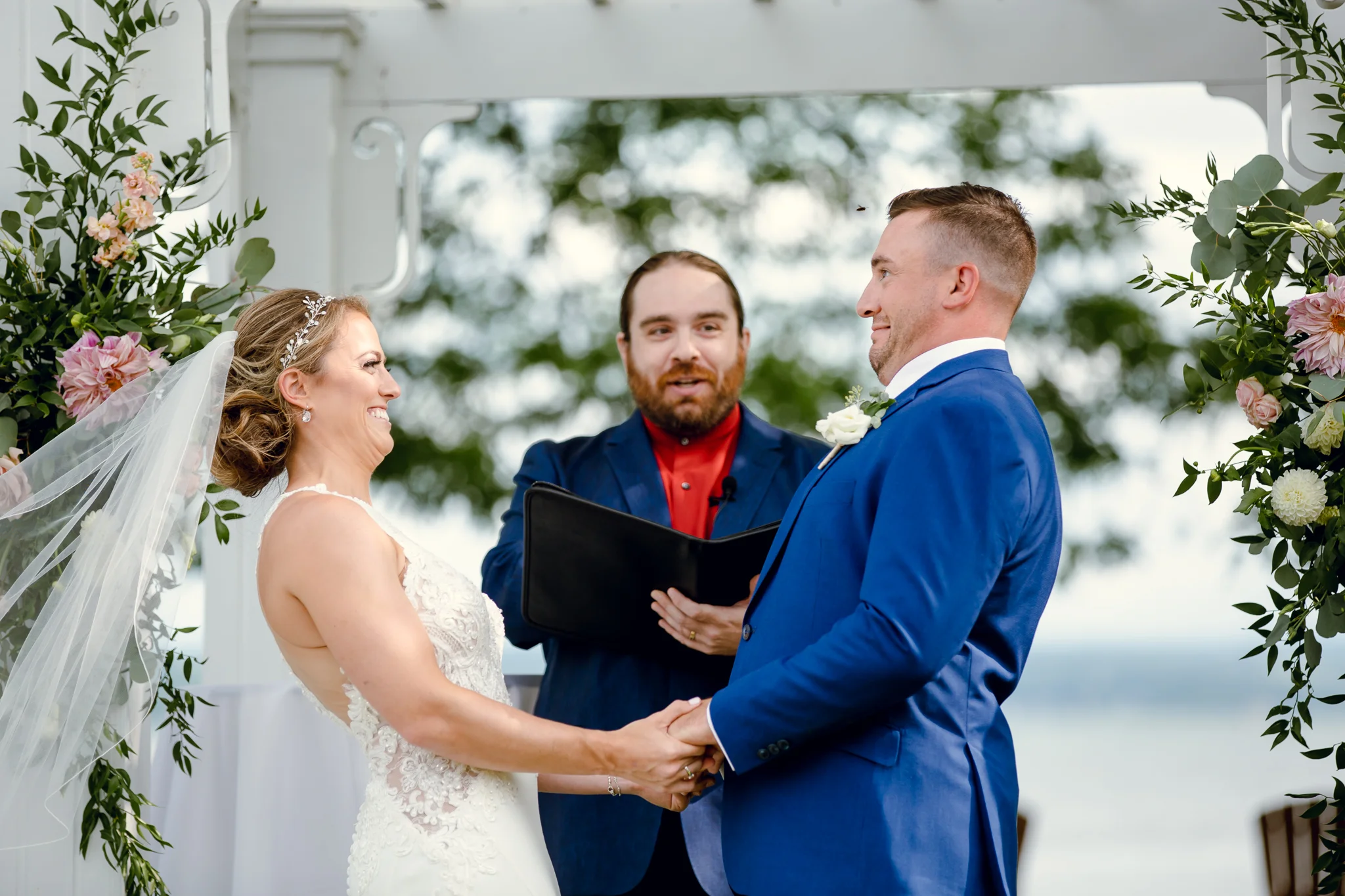 Inn on the Lake Canandaigua Wedding Photography by Buffalo Wedding Photographer Becca Sutherland Photography