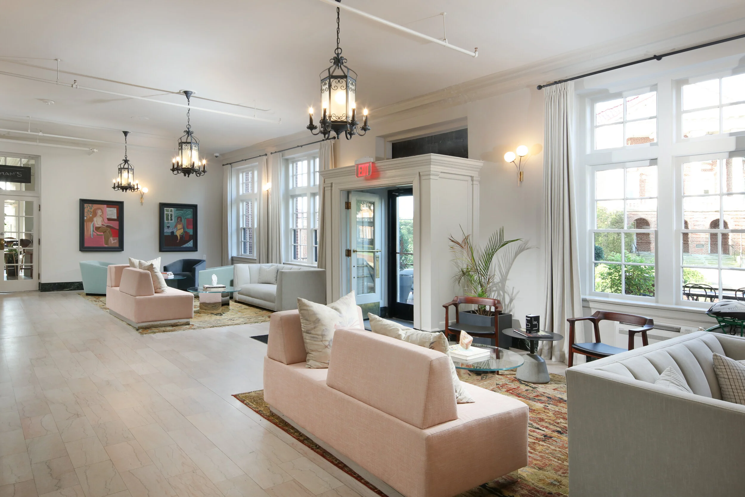 Hotel Weyanoke Lobby.jpg