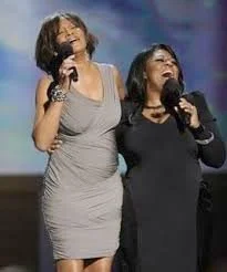  Whitney Houston's Legacy of Supporting other Women (  T  ) 