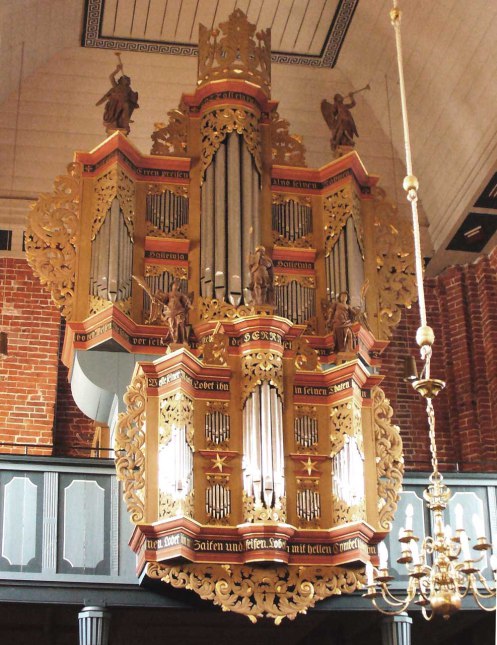 The 1713 Marienhafe Organ