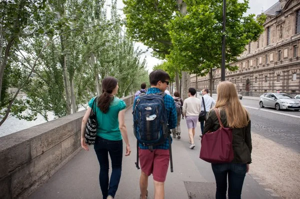 A walk along the Seine
