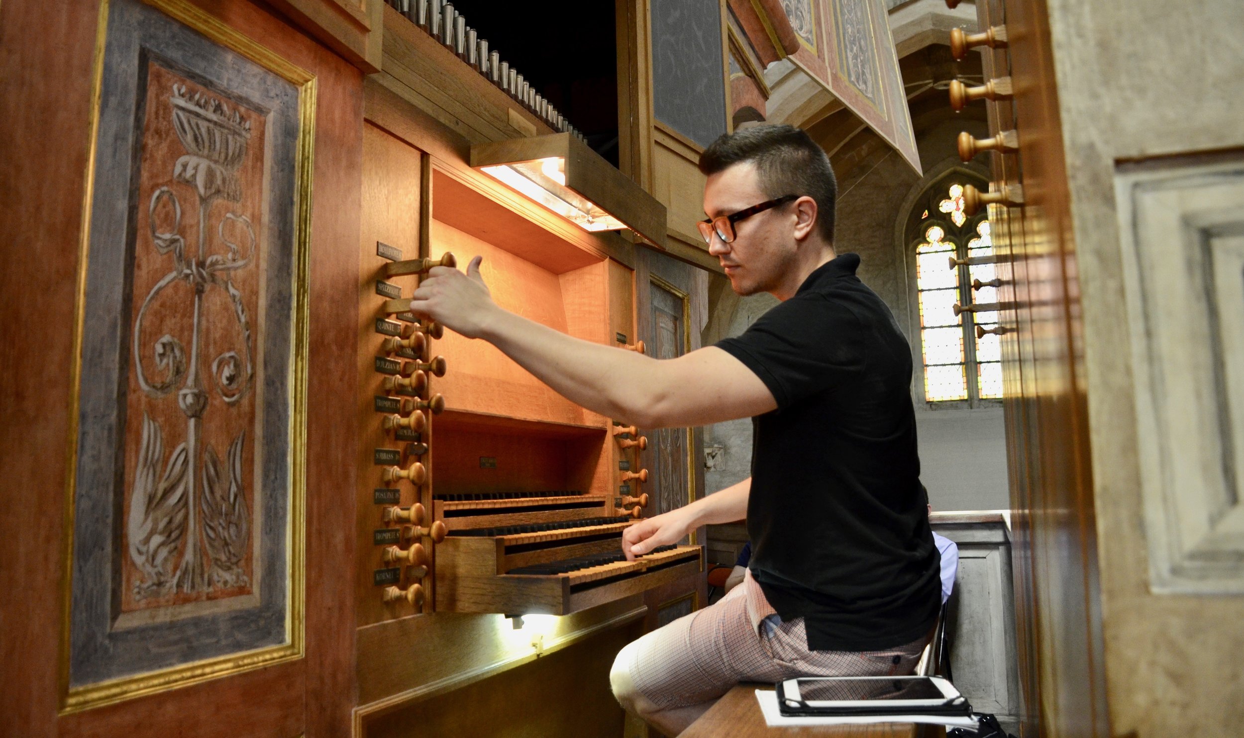 Corey de Tar plays the organ in Musee des Augustins, Toulouse. 