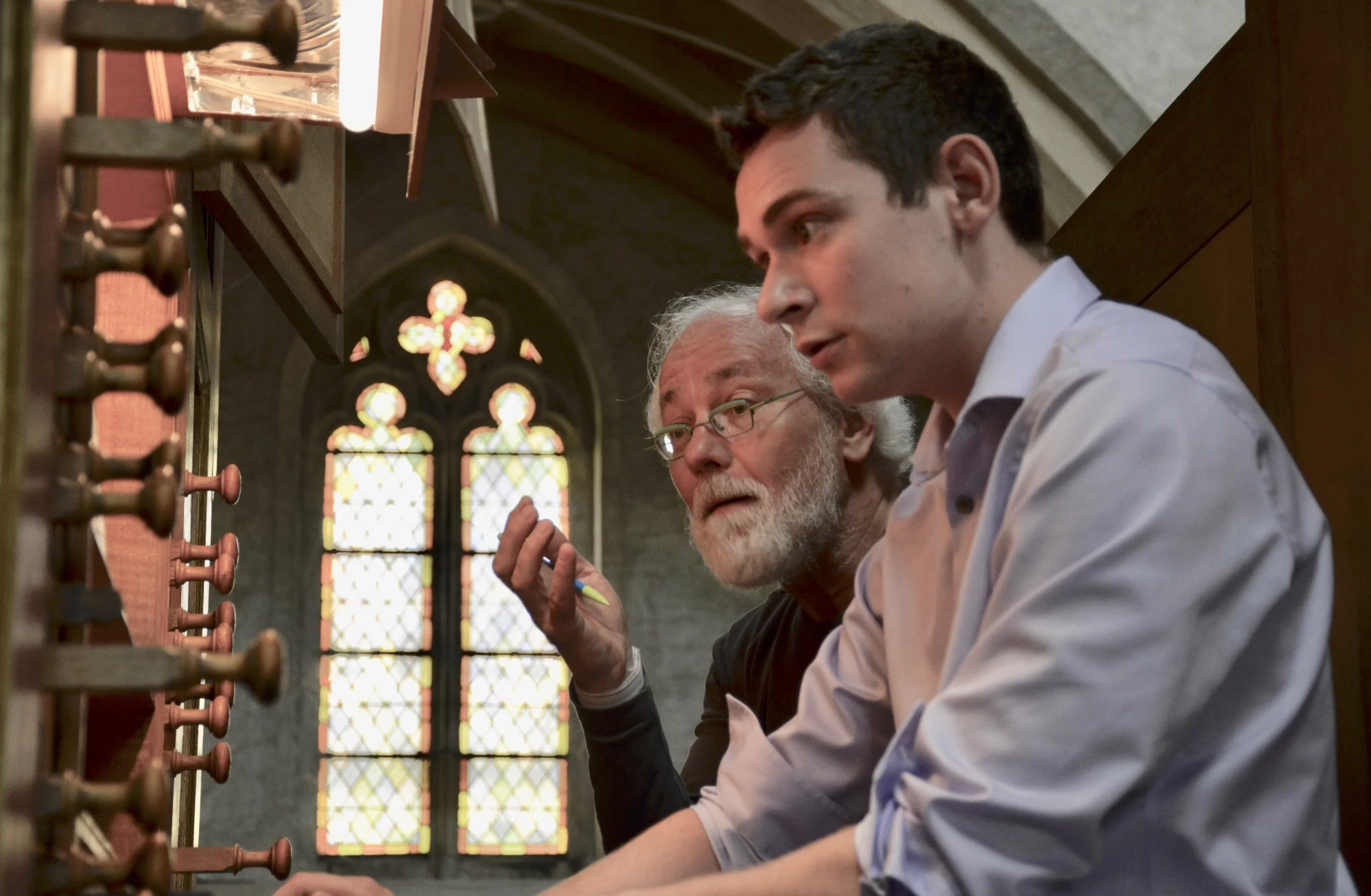Jan Willem Jansen coaches David von Behren on music of Bach. Boston Organ Studio.