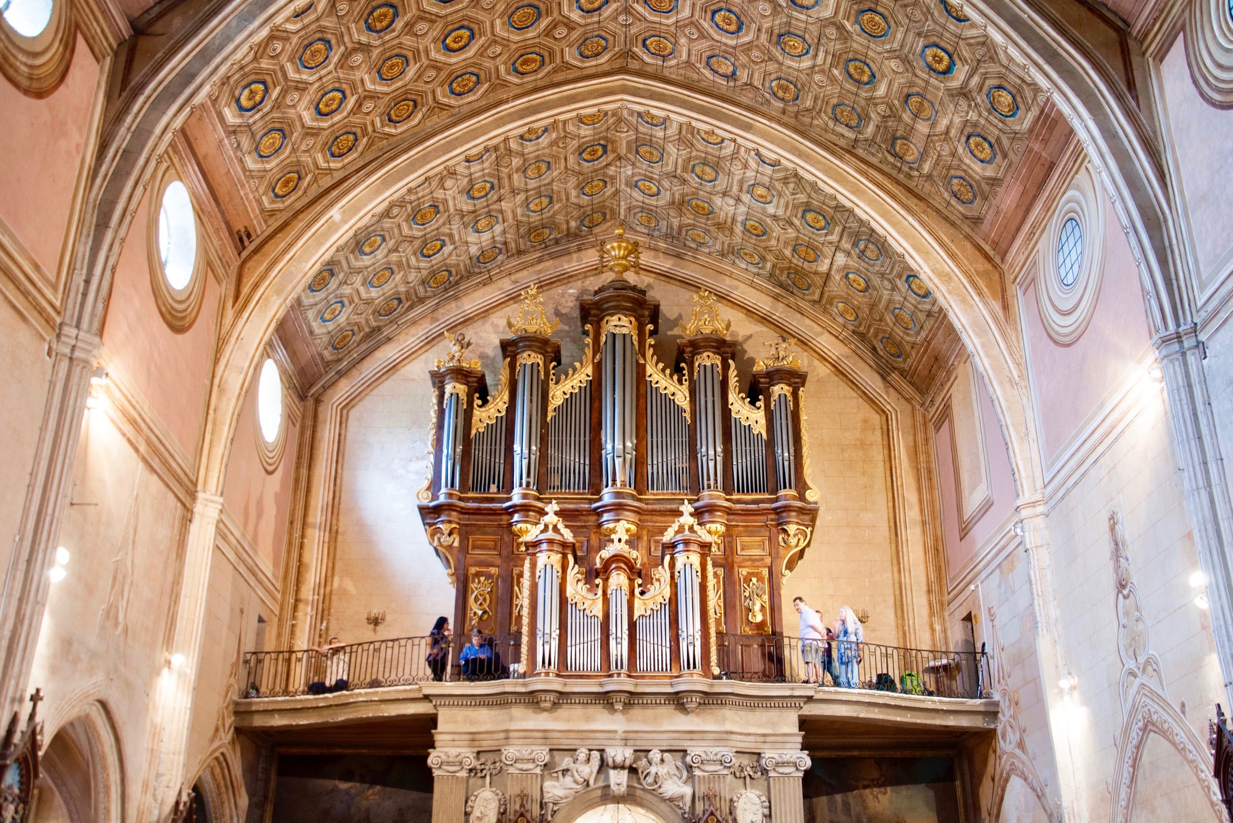 Organ in St. Felix-Lauragais built by Gregoire Rabiny