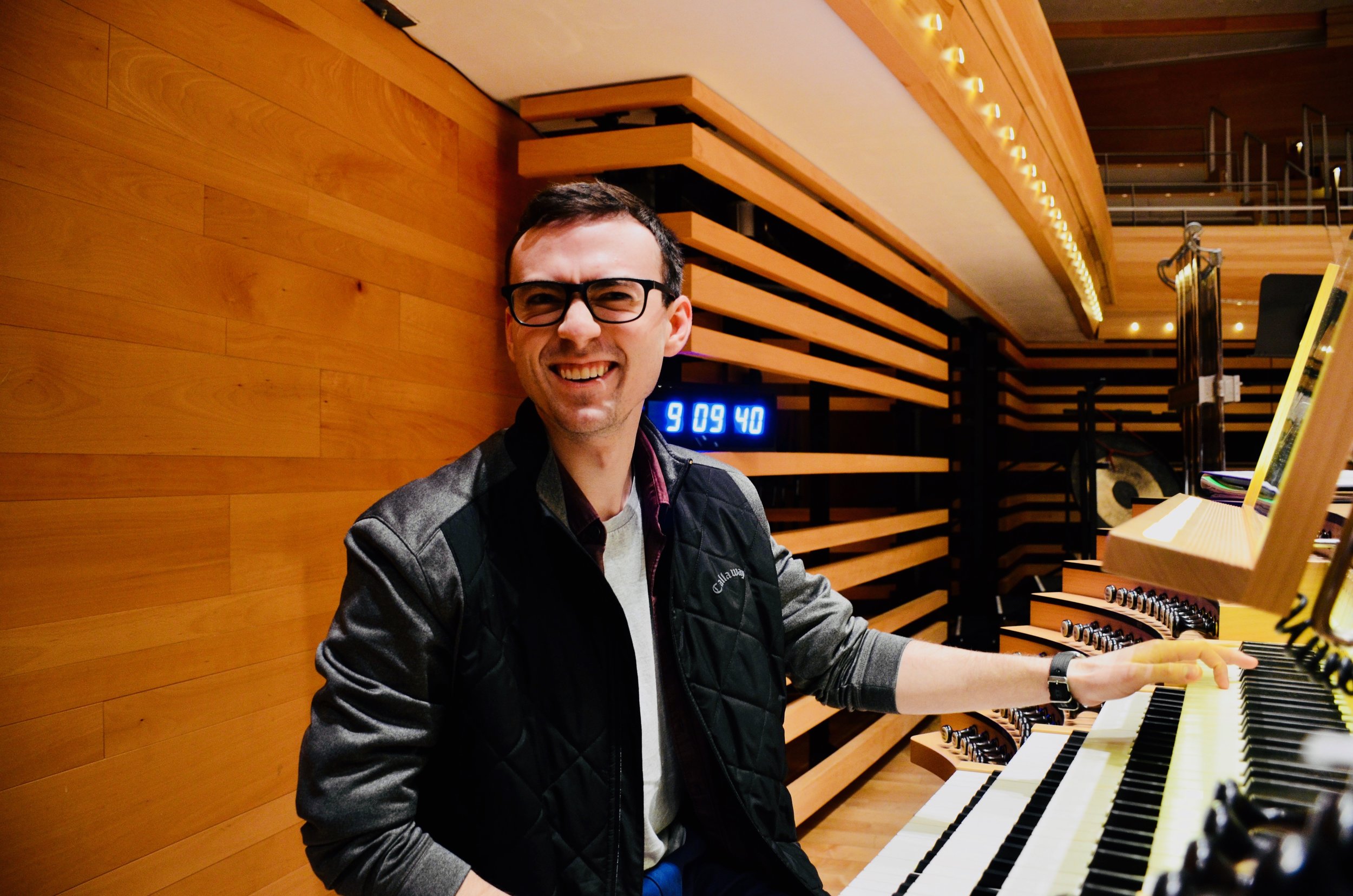  Kade Phillips plays the Grand Orgue Pierre-Béique (Casavant) in Maison Symphonique, Montréal 