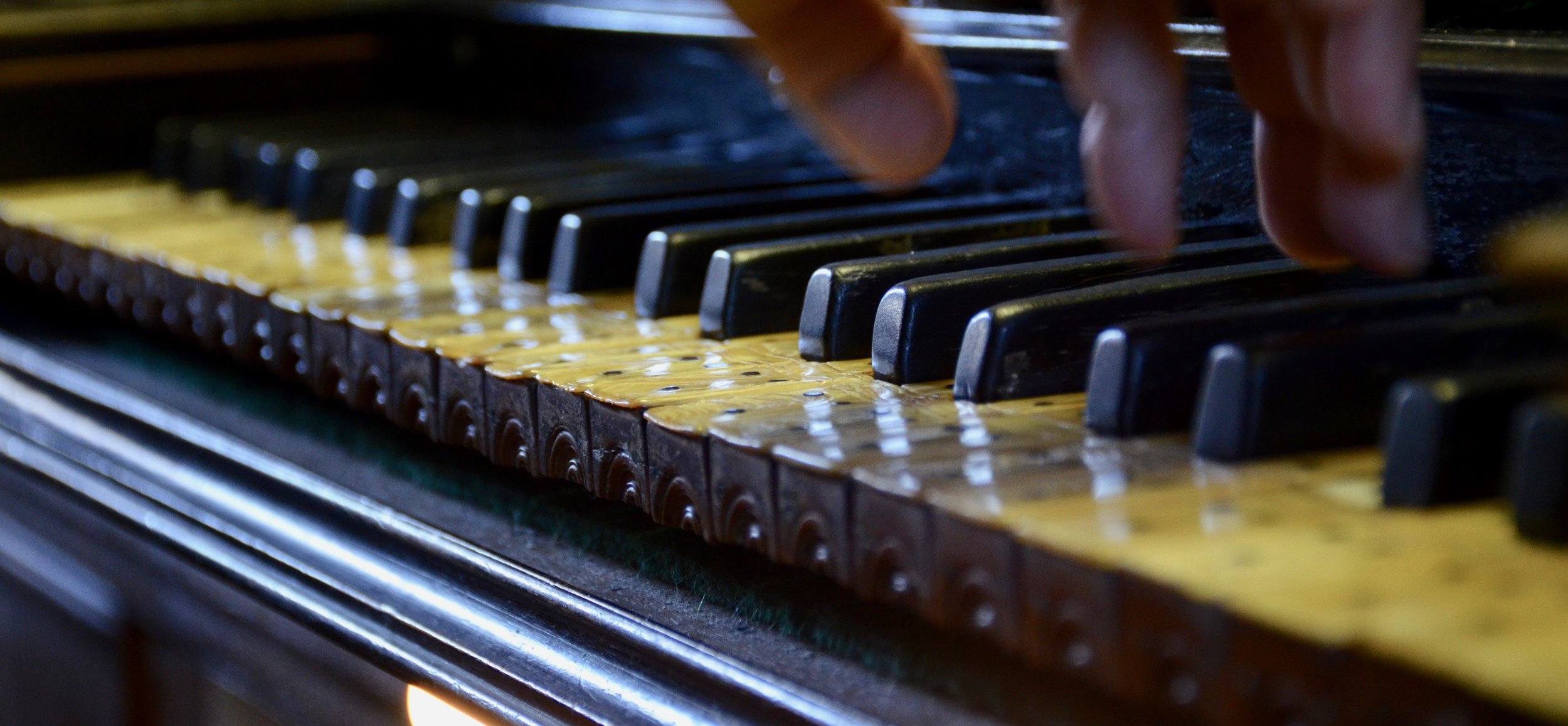  Keydesk detail, 1733 Hinsz organ, Leens, Holland. 