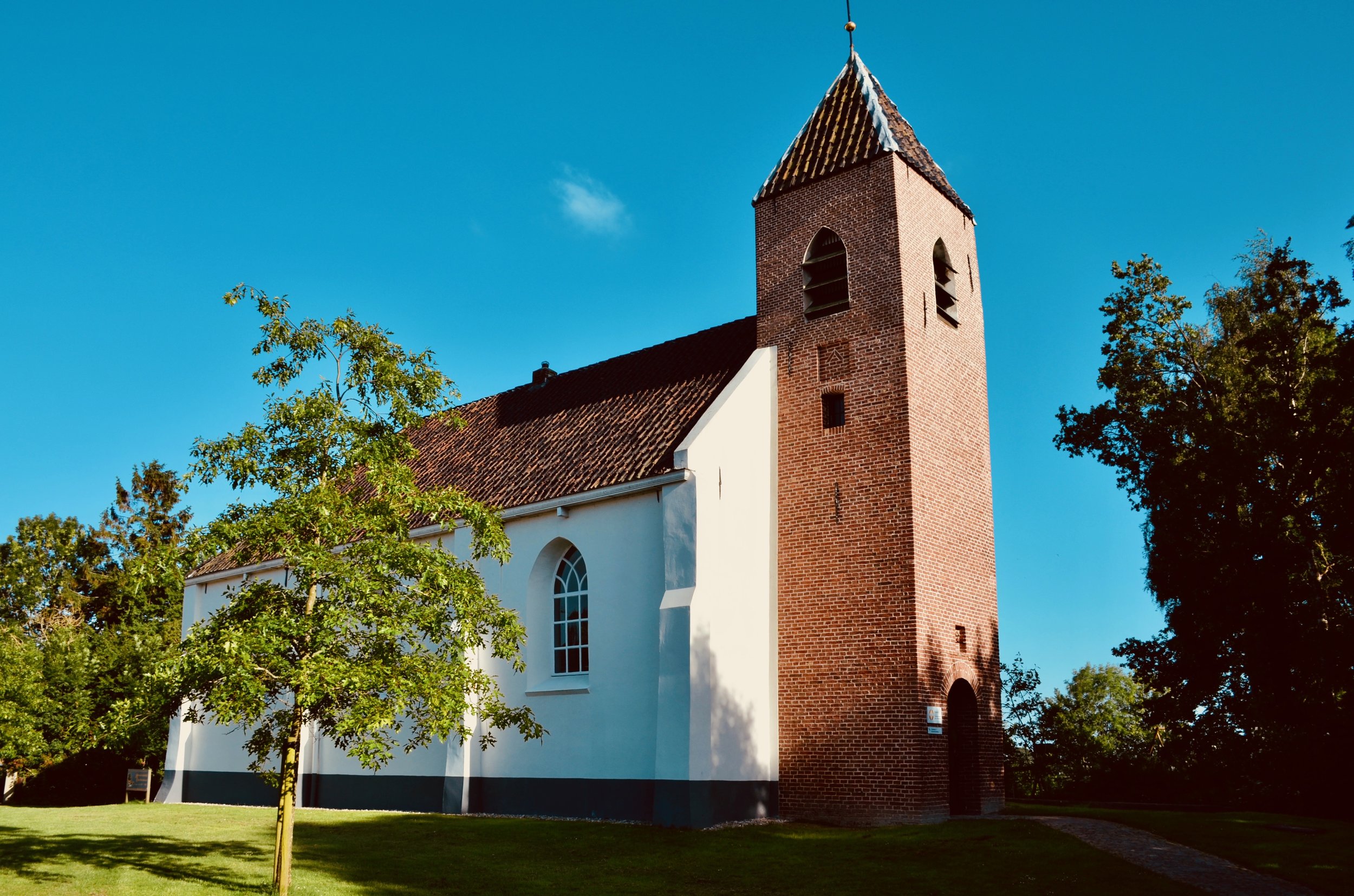  Michaëlkerk, Mensingeweer, Holland. 