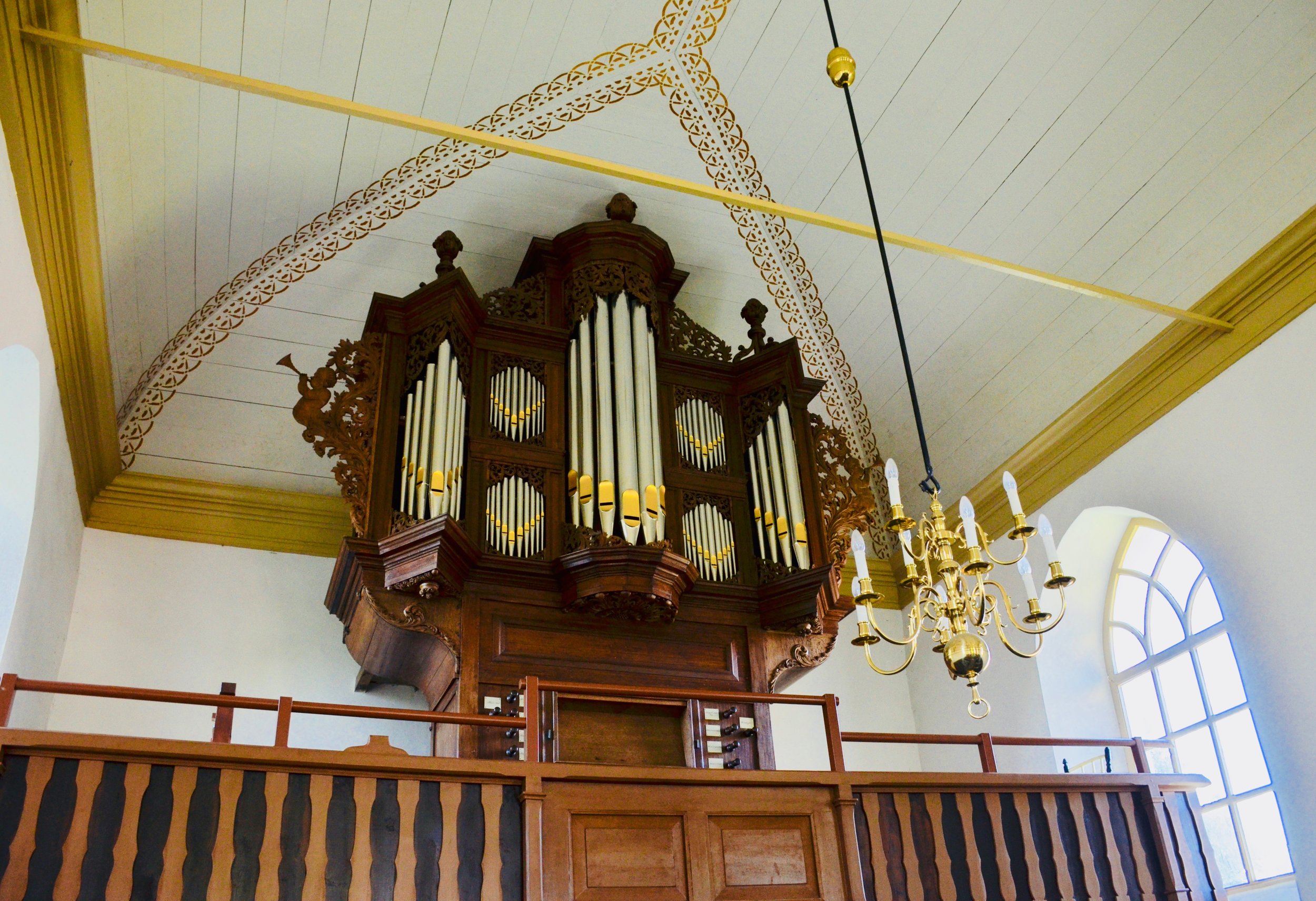  Schnitger organ, Michaëlkerk, Mensingeweer, Holland. 
