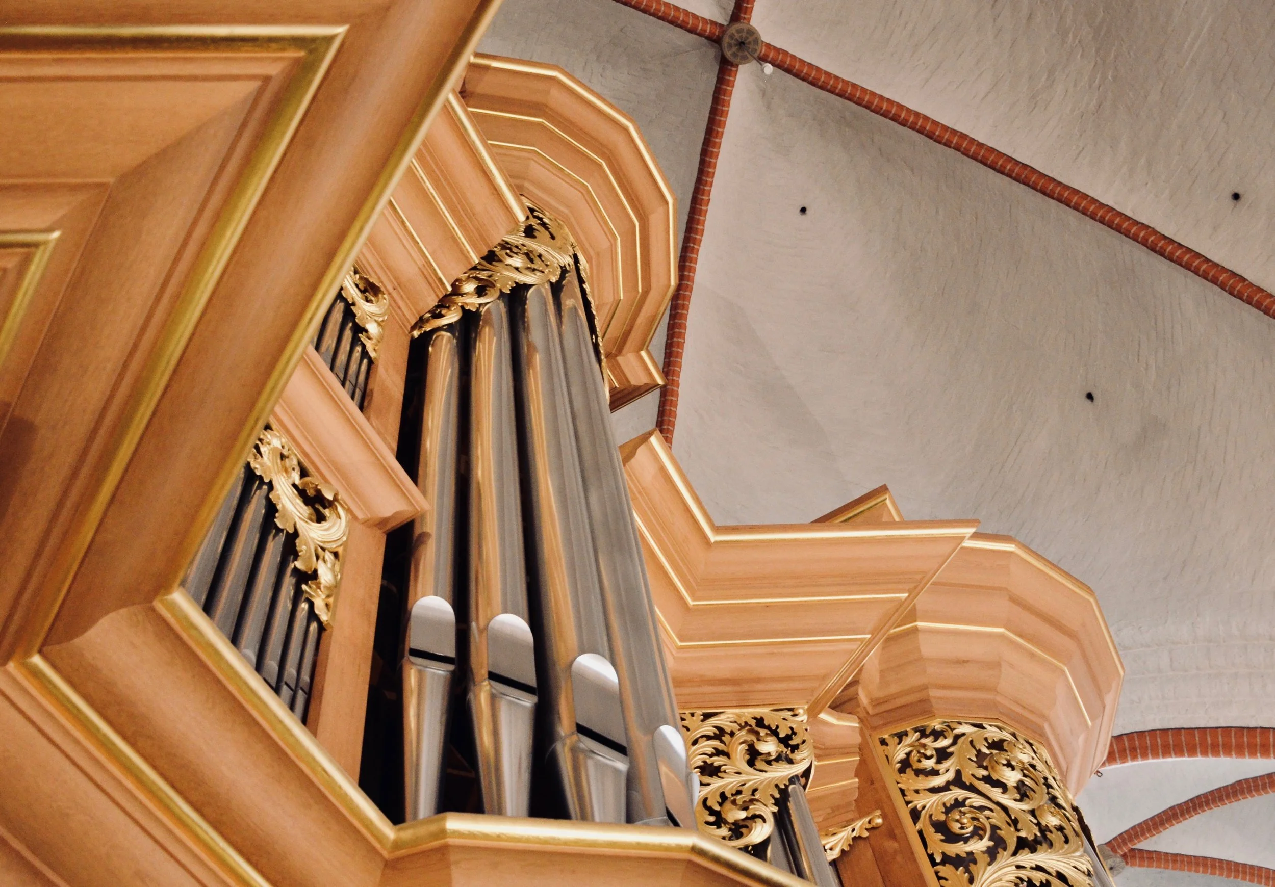Casework detail, 1693 Schnitger organ, St. Jacobi, Hamburg.