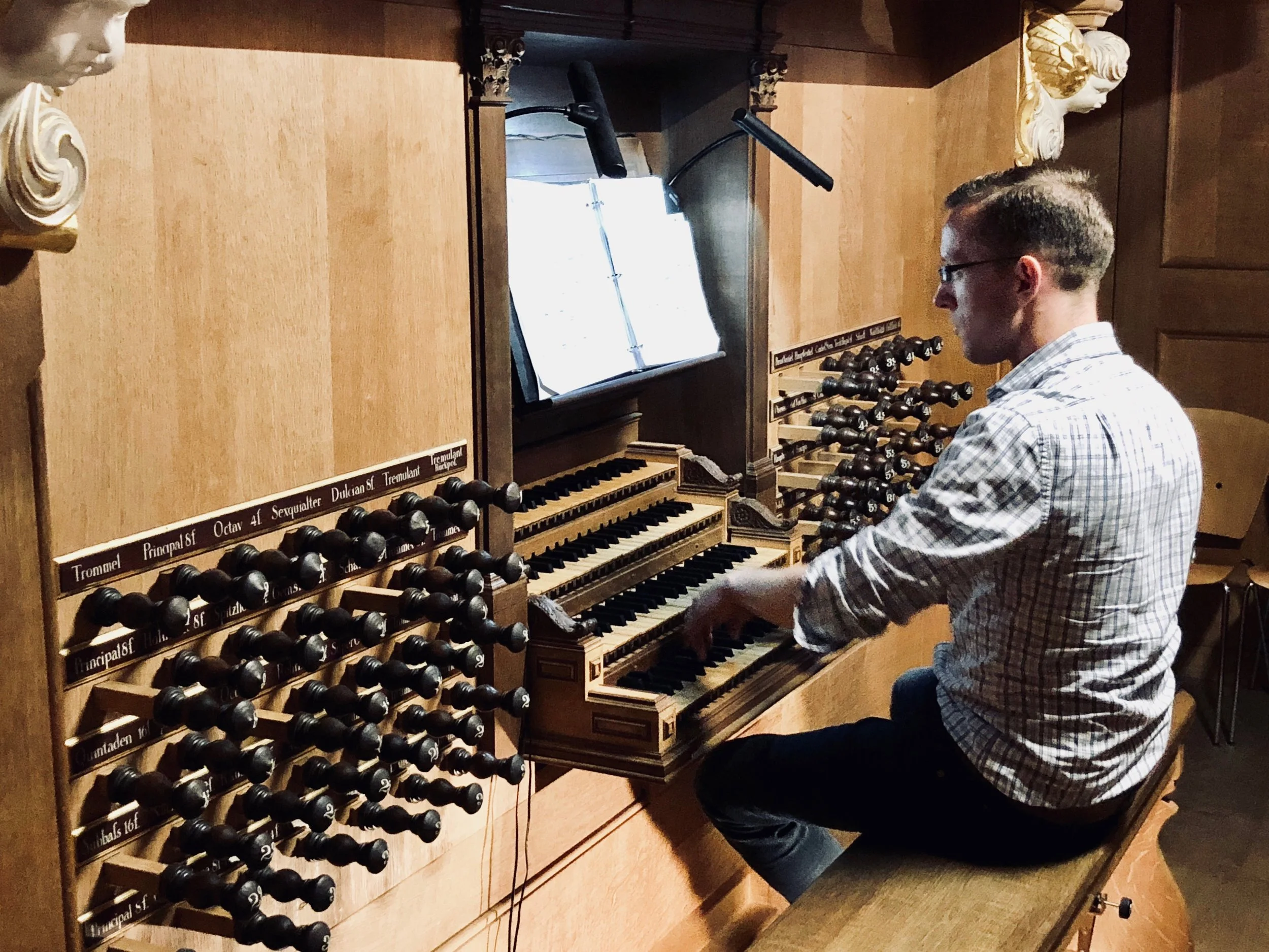 Christian Lane plays the 1693 Schnitger organ, St. Jacobi, Hamburg.