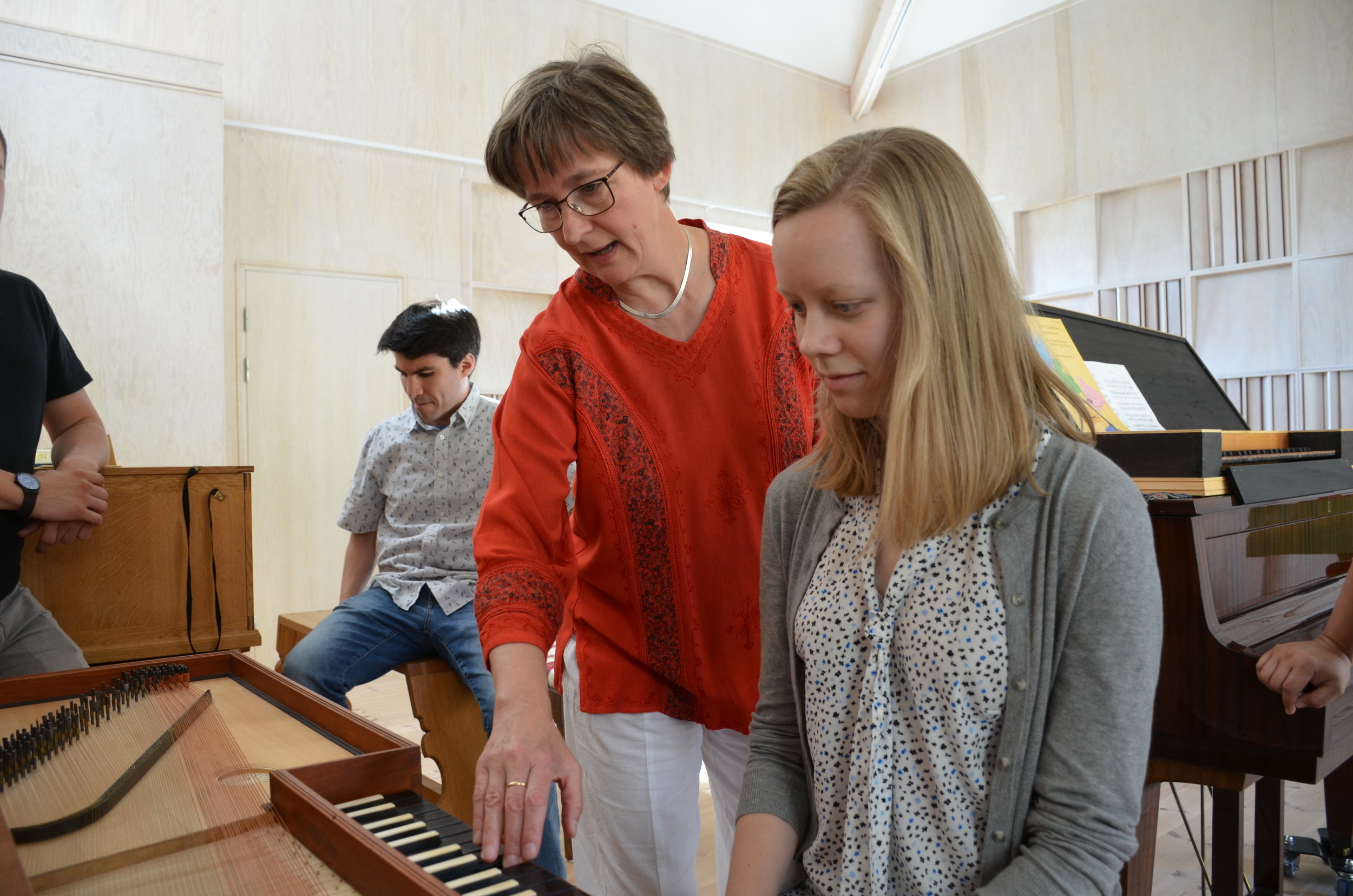 Ulrika Davidsson coaches Laura Gullett.