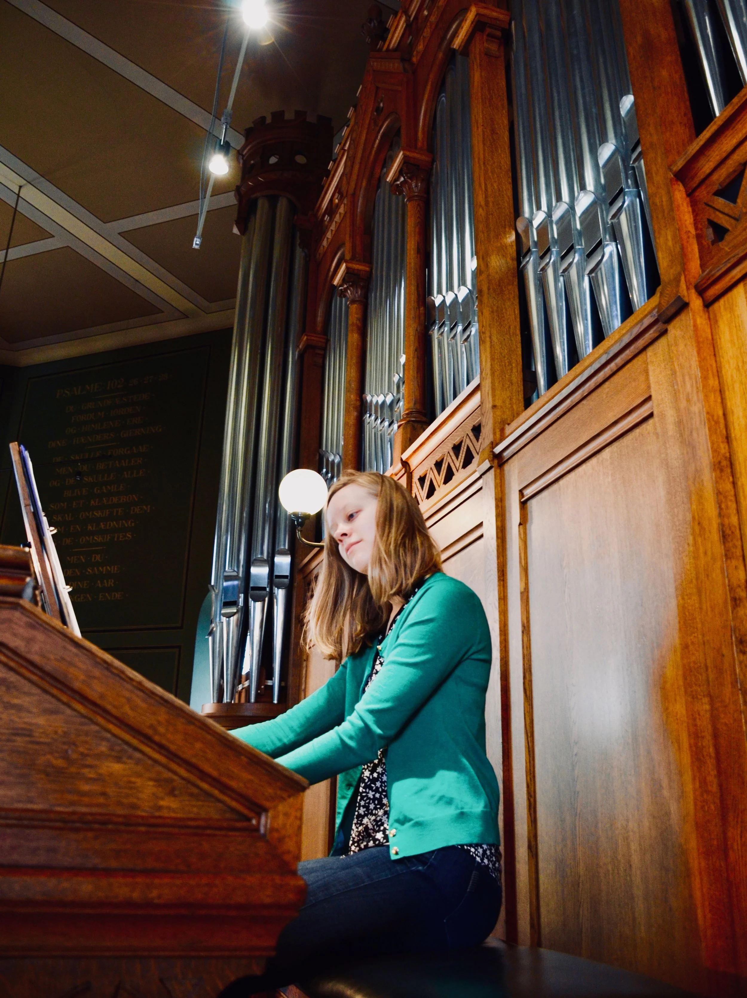 Laura Gullett plays the 1890 Cavaillé-Coll organ, Jesuskirke, Copenhagen.