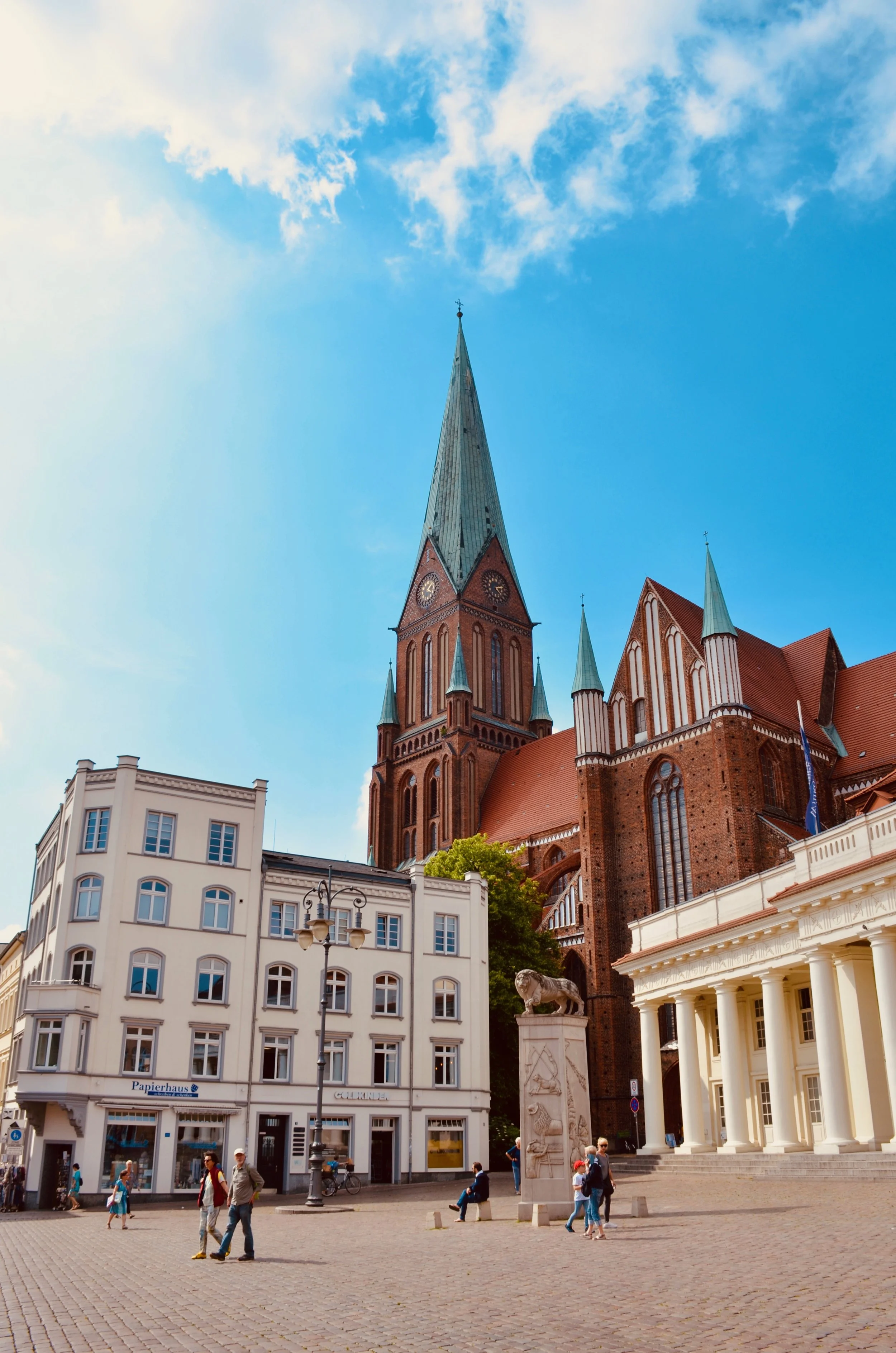 Schwerin Dom. Boston Organ Studio.