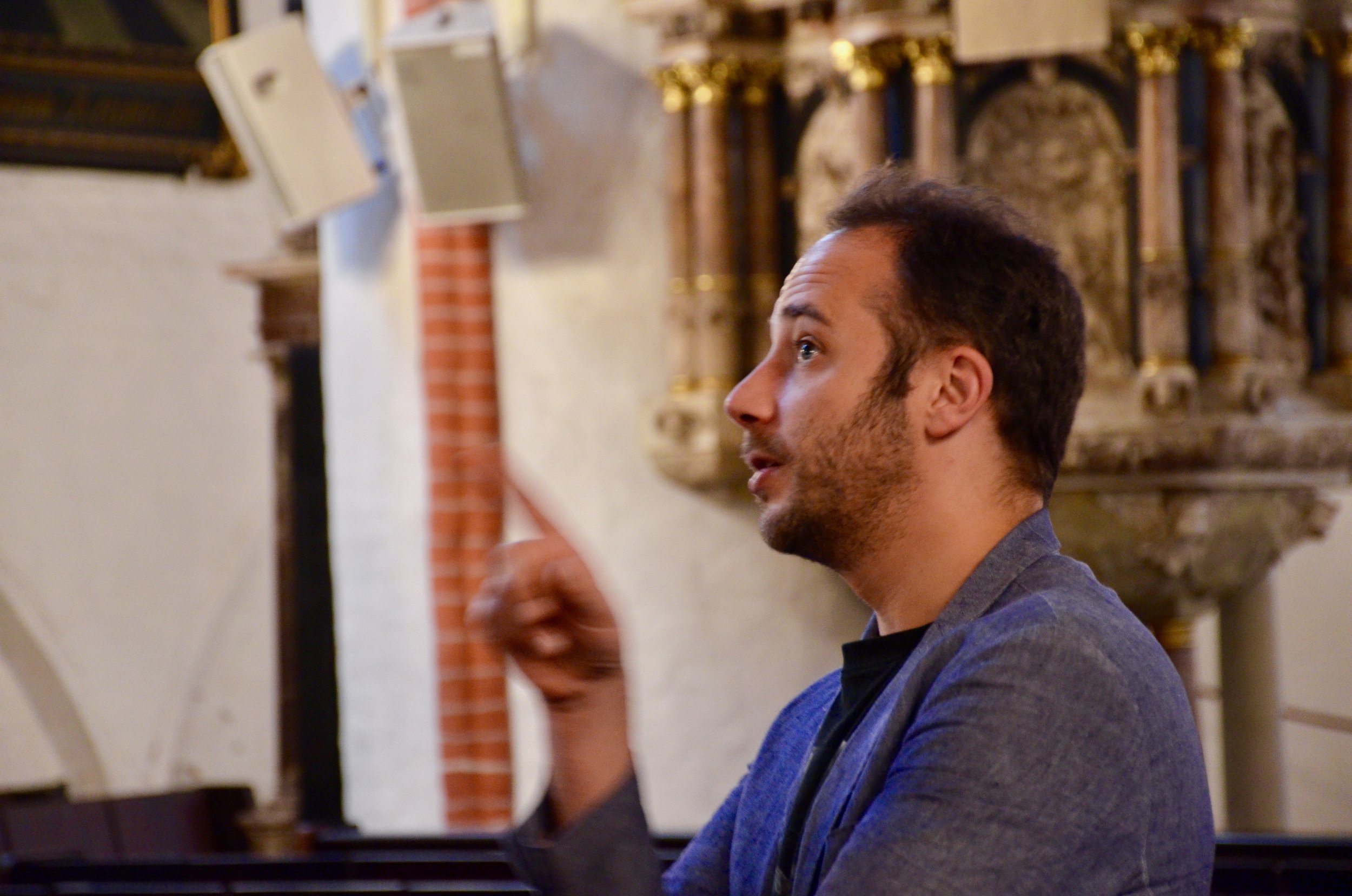 Gerhard Löffler, organist of St. Jacobi, Hamburg, welcomes members of Boston Organ Studio.