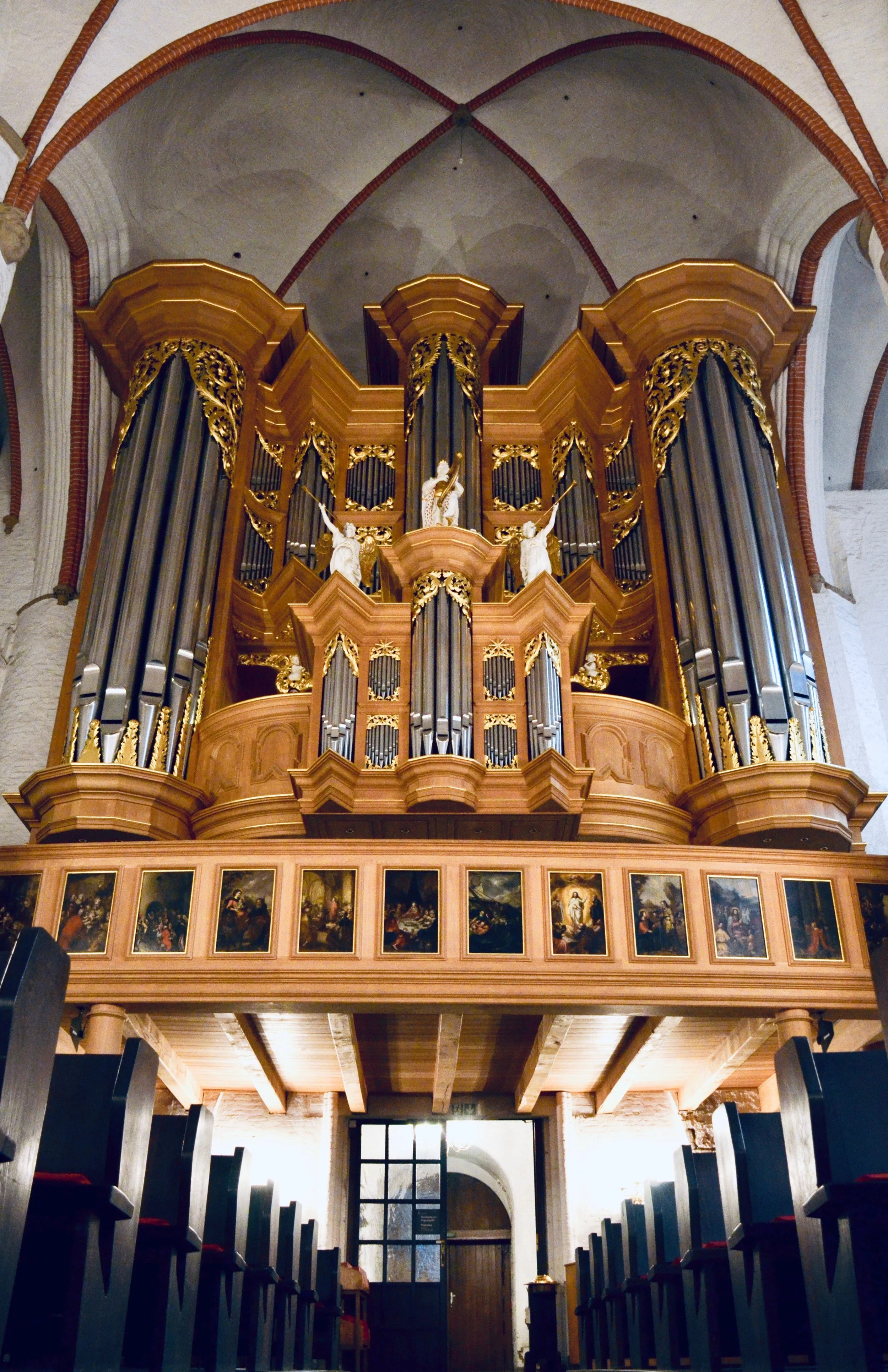 1693 Schnitger organ, St. Jacobi, Hamburg. Boston Organ Studio.