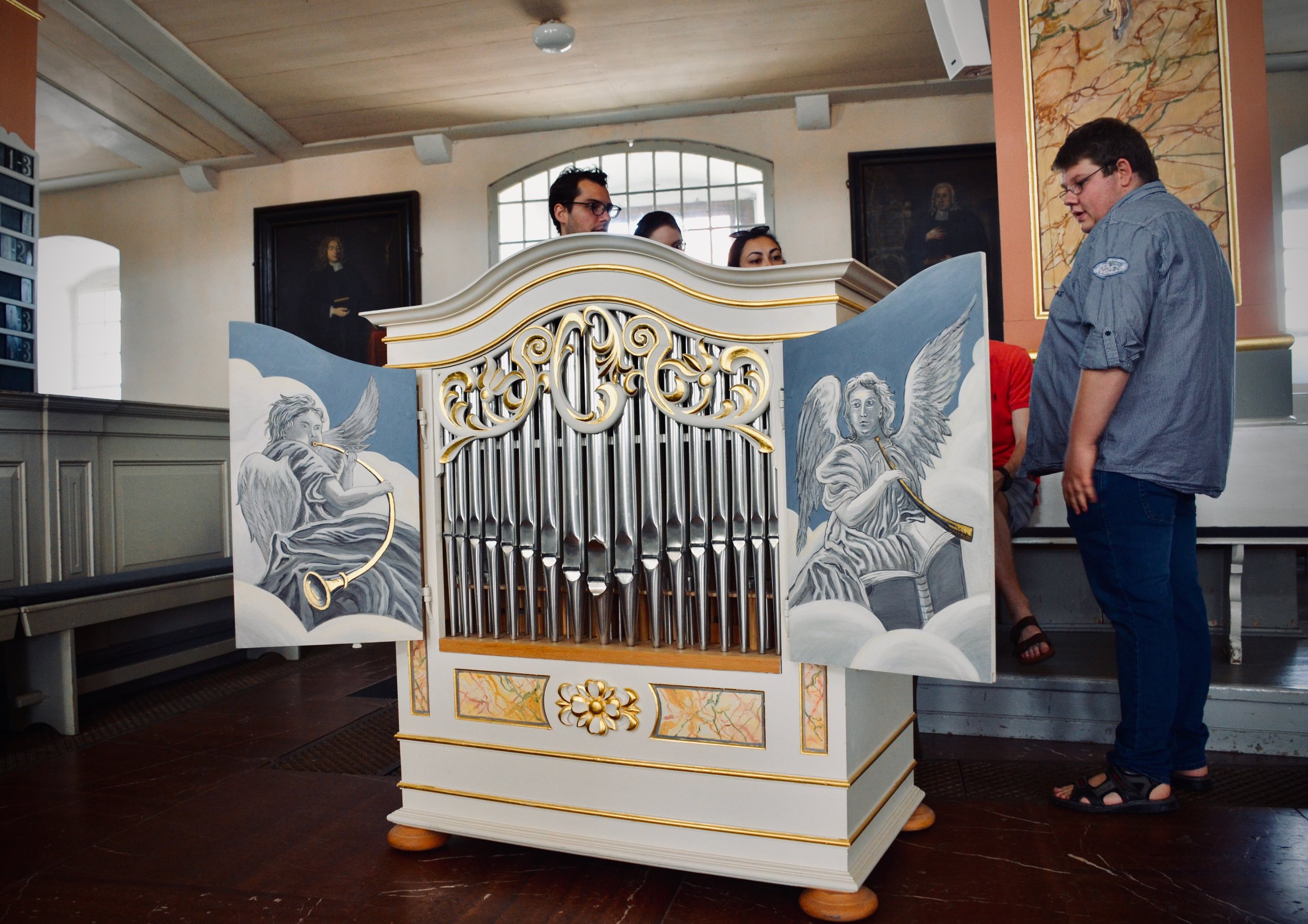 The chamber organ, Stadtkirche, Waltershausen.
