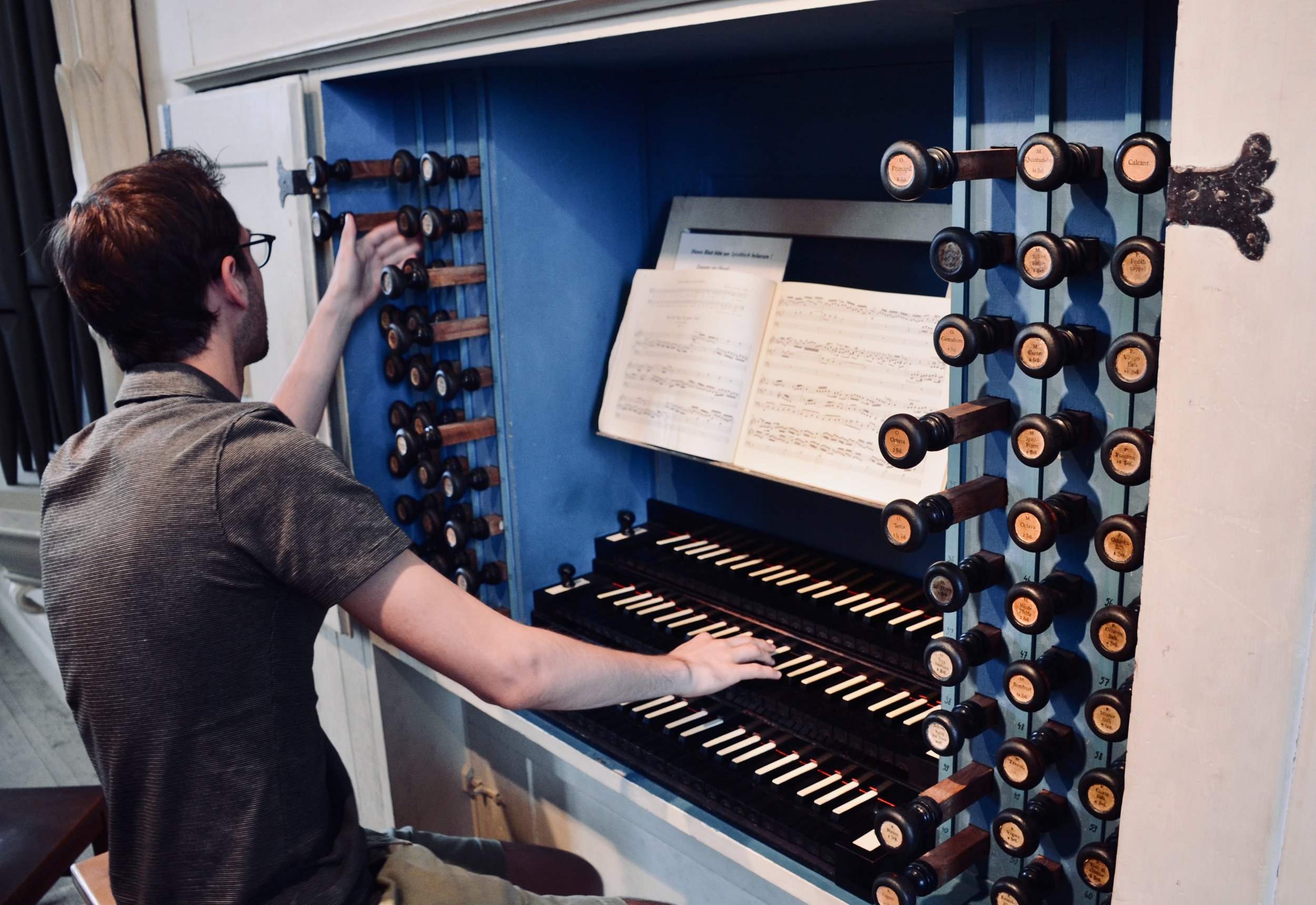  Nick Capozzoli plays the 1746 Hildebrandt Organ, Stadtkirche St. Wenzel, Naumburg. 