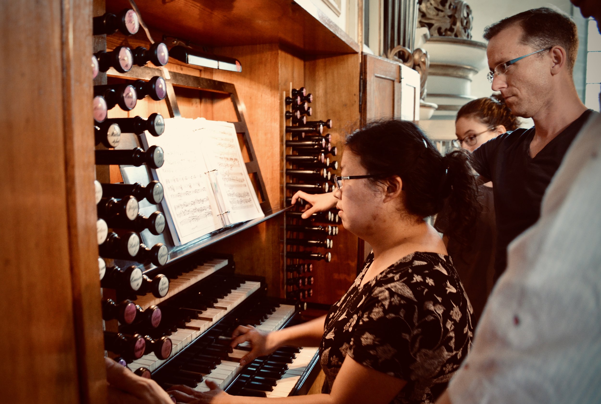 Jennifer Hsiao plays the 1855 Ladegast Organ, Merseburg Dom. 