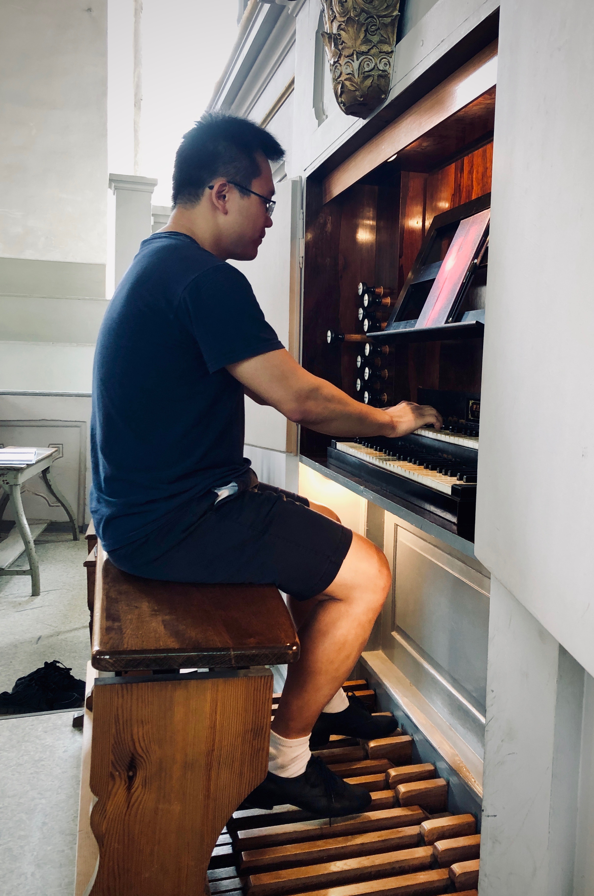 Adrian Cho plays the 1869 Ladegast Organ, Marien-Magdalenen-Kirche, Naumburg.