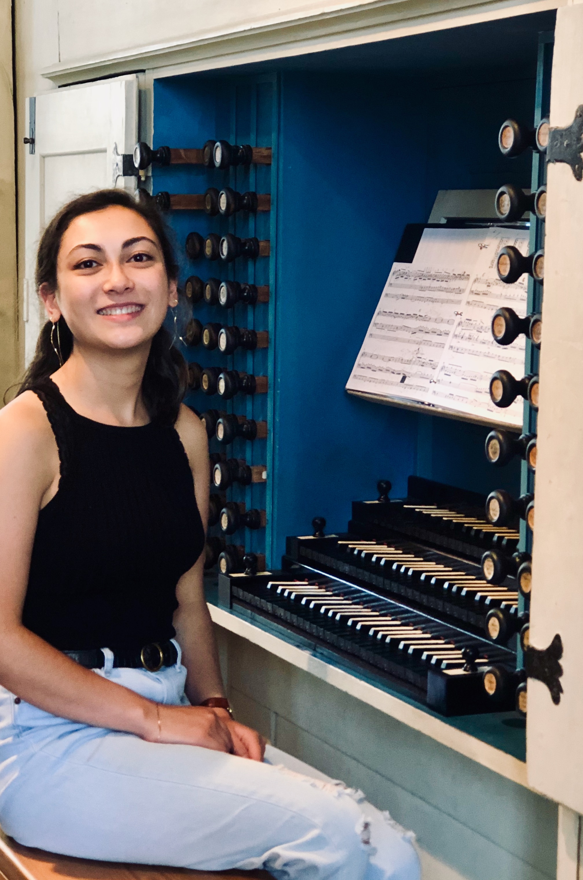  Meg Cutting enjoys the 1746 Hildebrandt Organ, Stadtkirche St. Wenzel, Naumburg. 