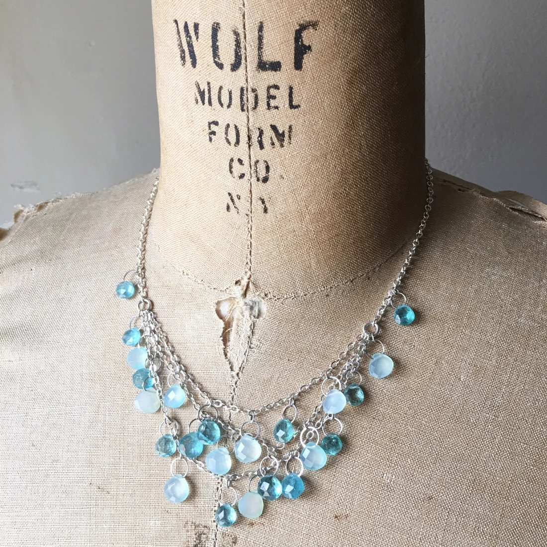 Dainty Droplets Necklace