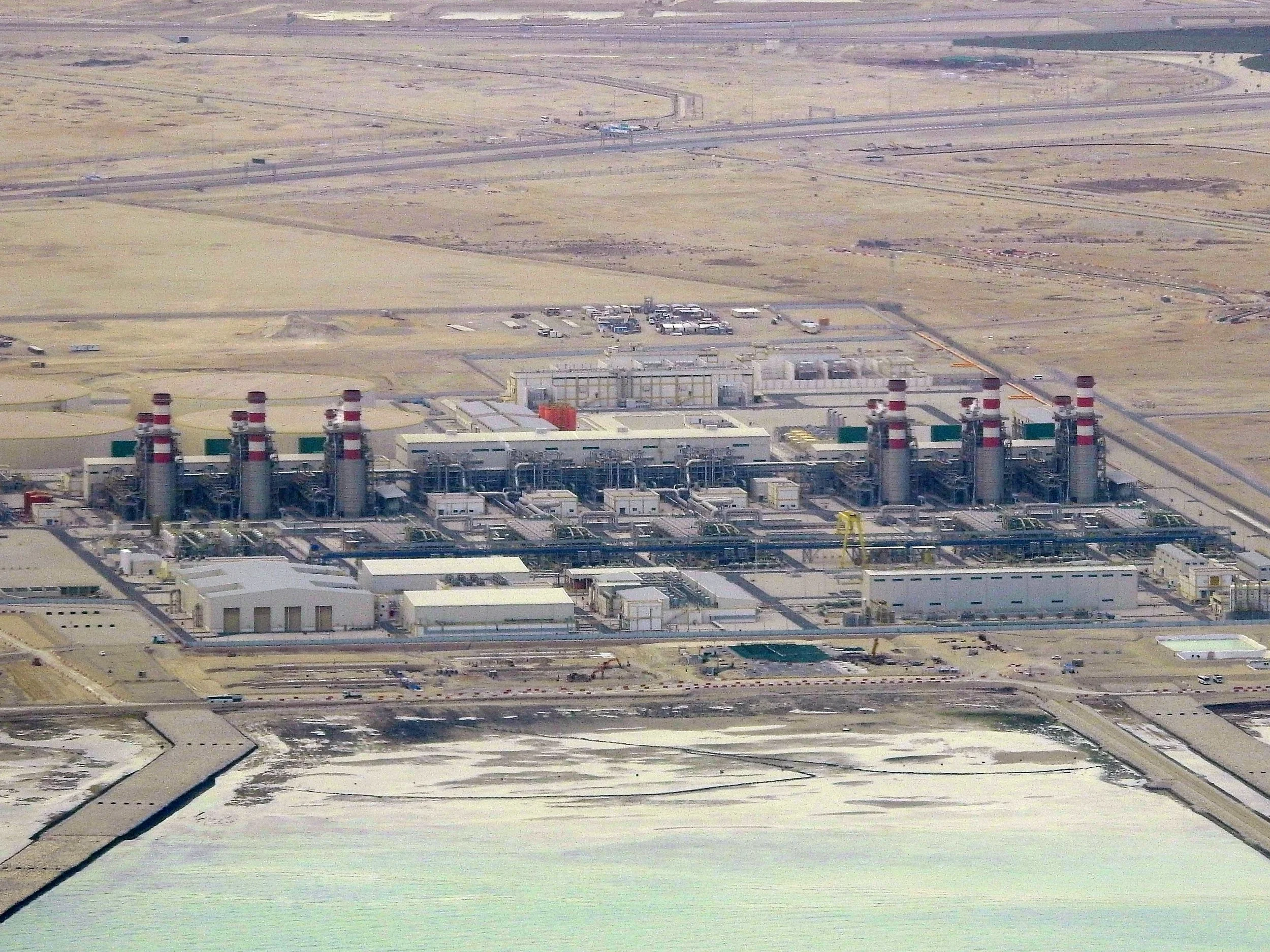 Um Al Houl Independent Water and Power Plant, Doha..jpg