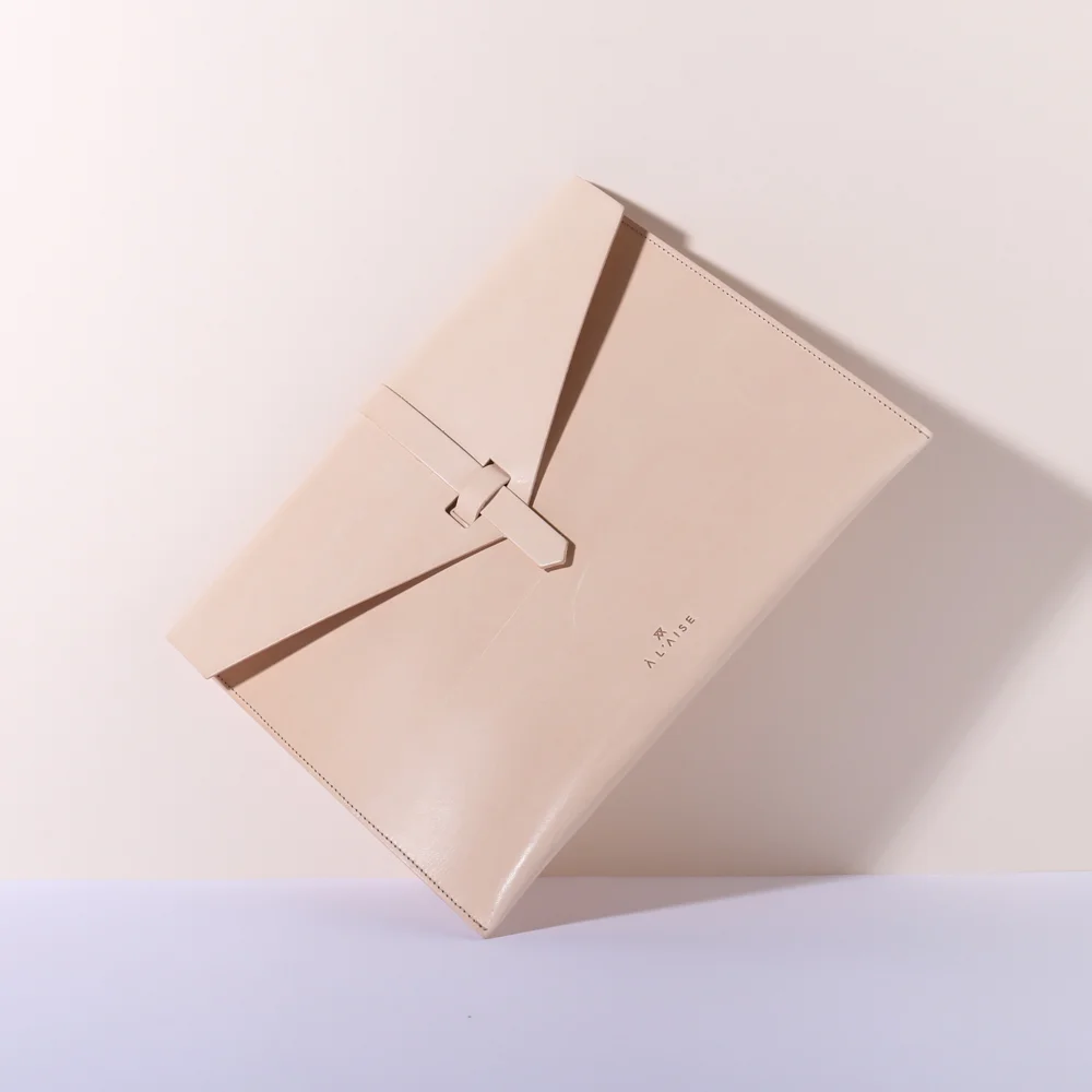 Natural Veg Tan Leather Clutch iPad Case