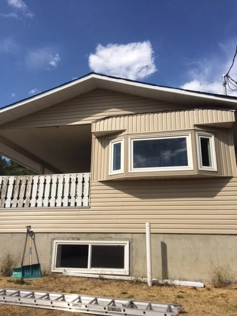 Daven siding finished (9).JPG