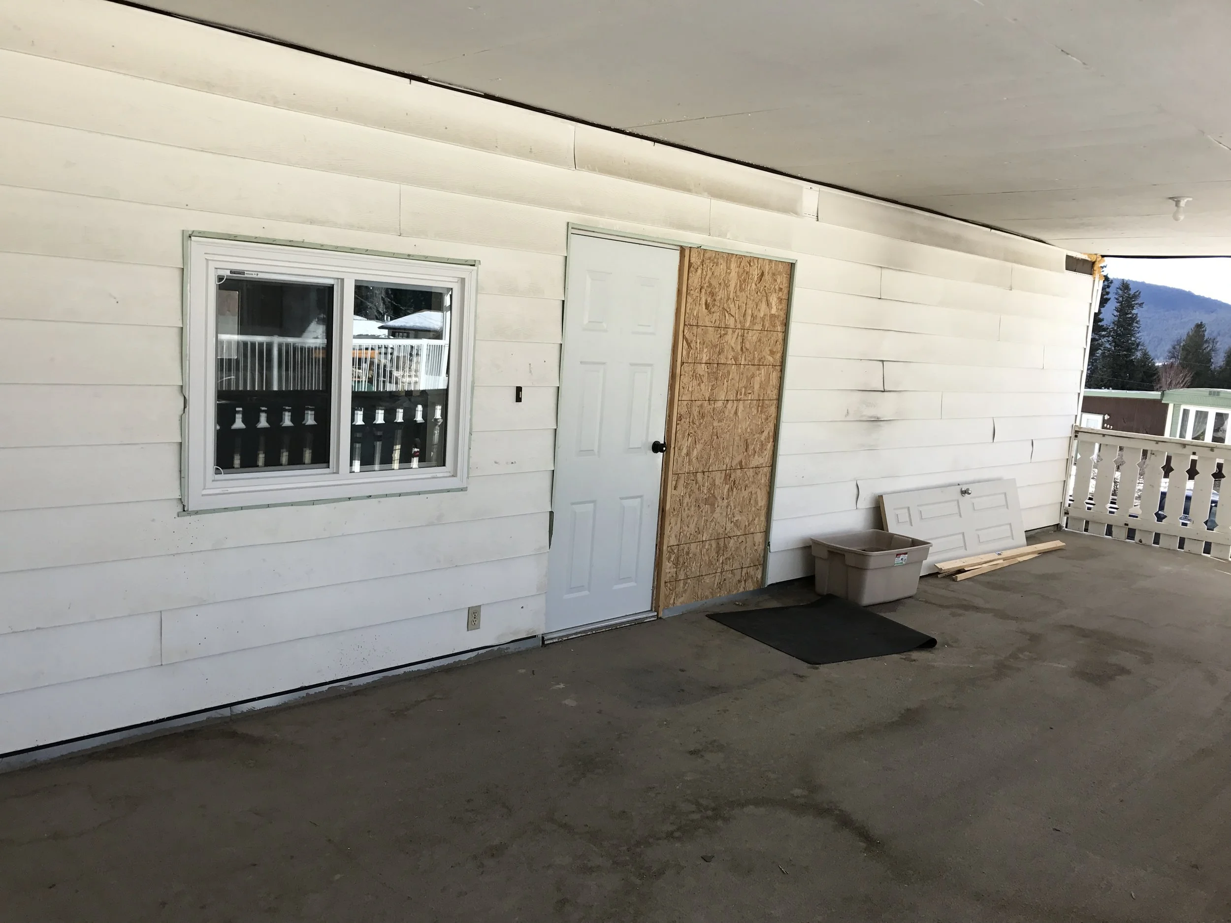 Daven siding redo before (1).JPG