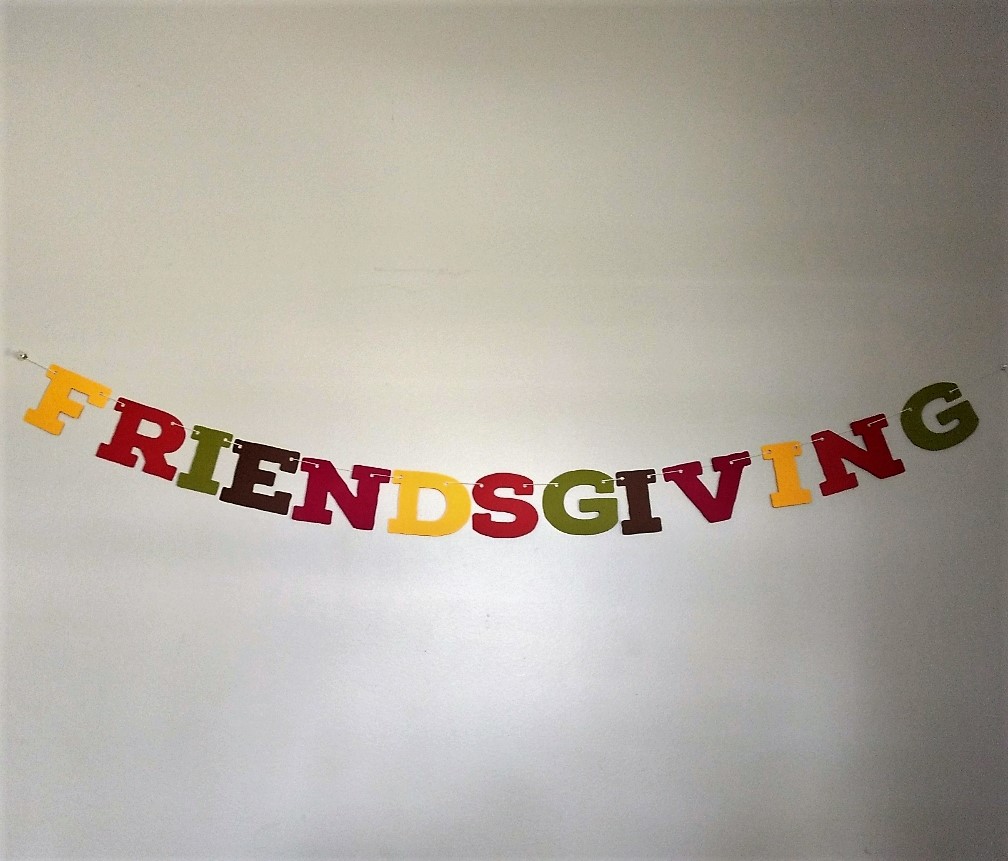friendsgiving garland(1).jpg