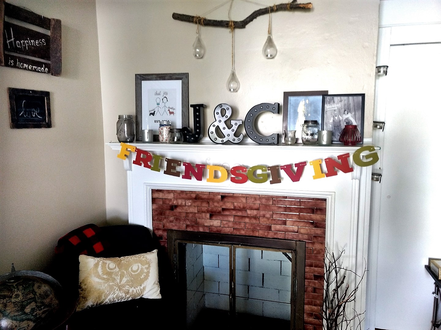 friendsgiving garland.jpg