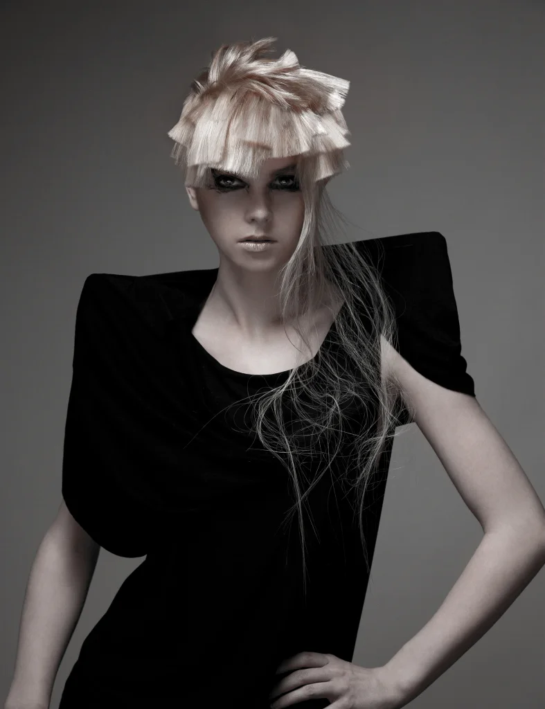 CS-salonBlunt-01.jpg-787x1024.jpg
