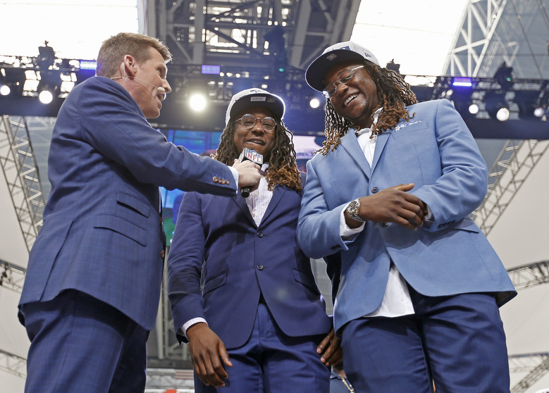Shaquem Griffin reunited with brother, Shaquill Griffin