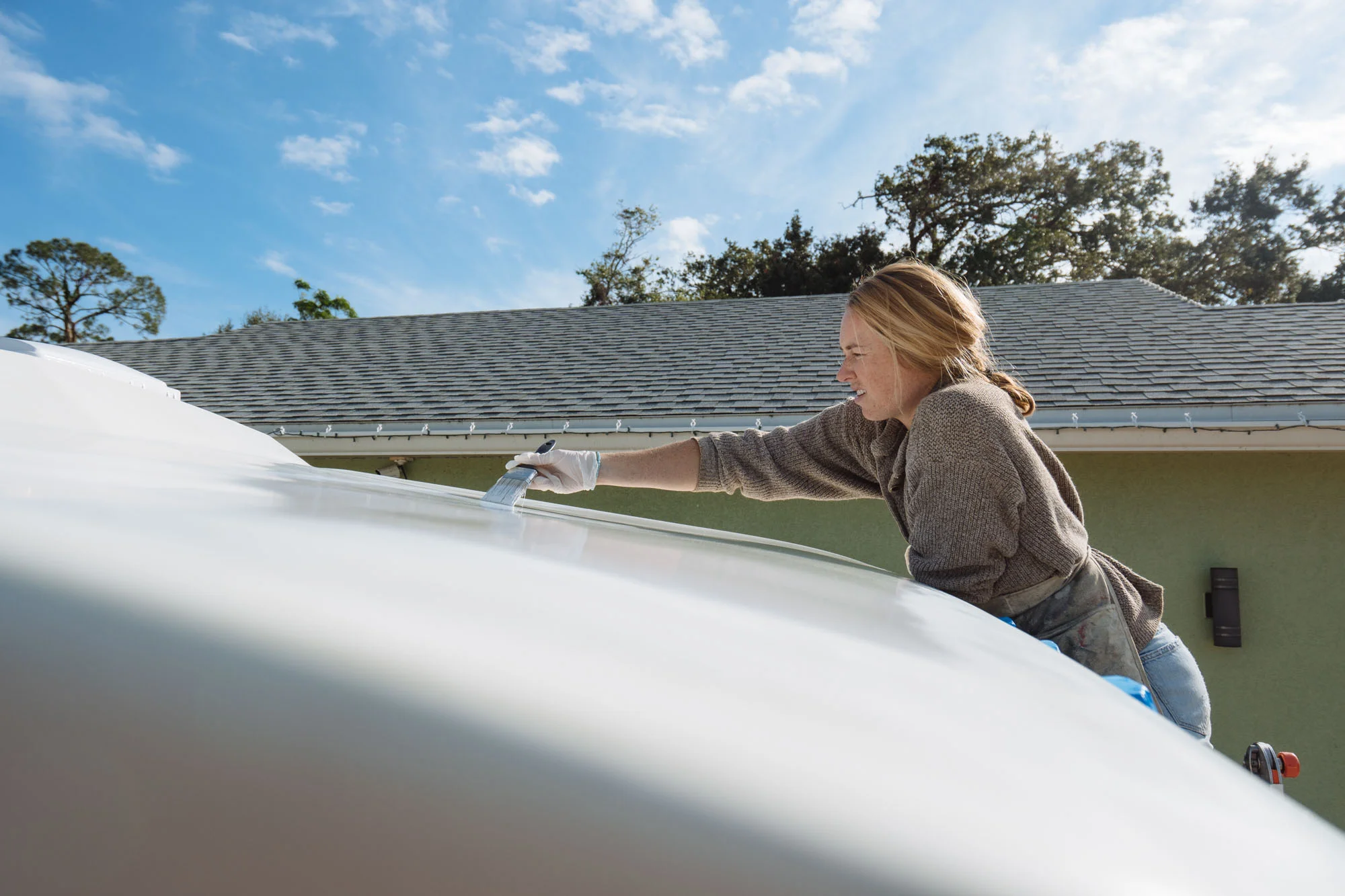 After applying paint with the roller we came back through immediately with the paint brush to tip the paint!