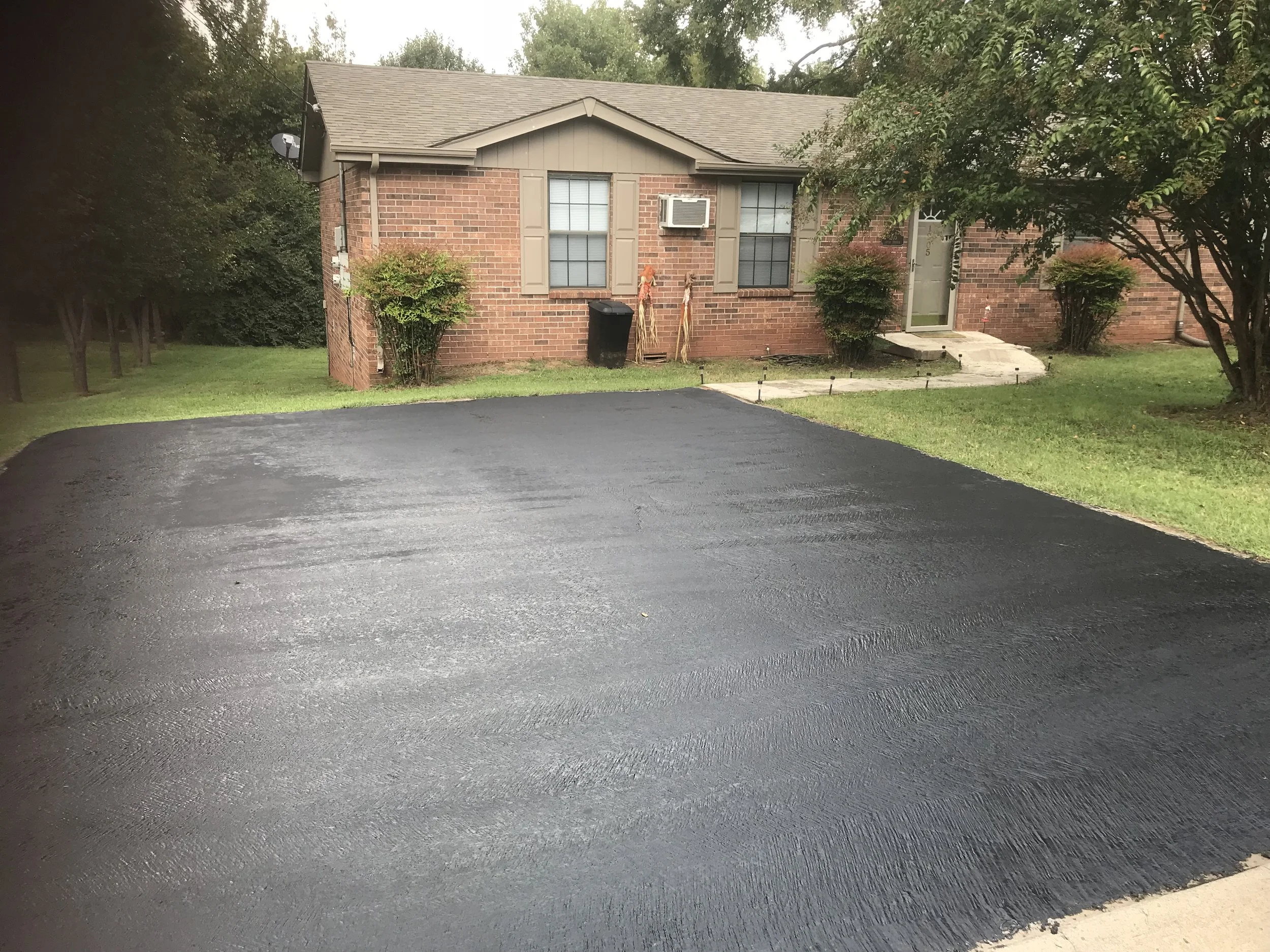 driveway.jpg