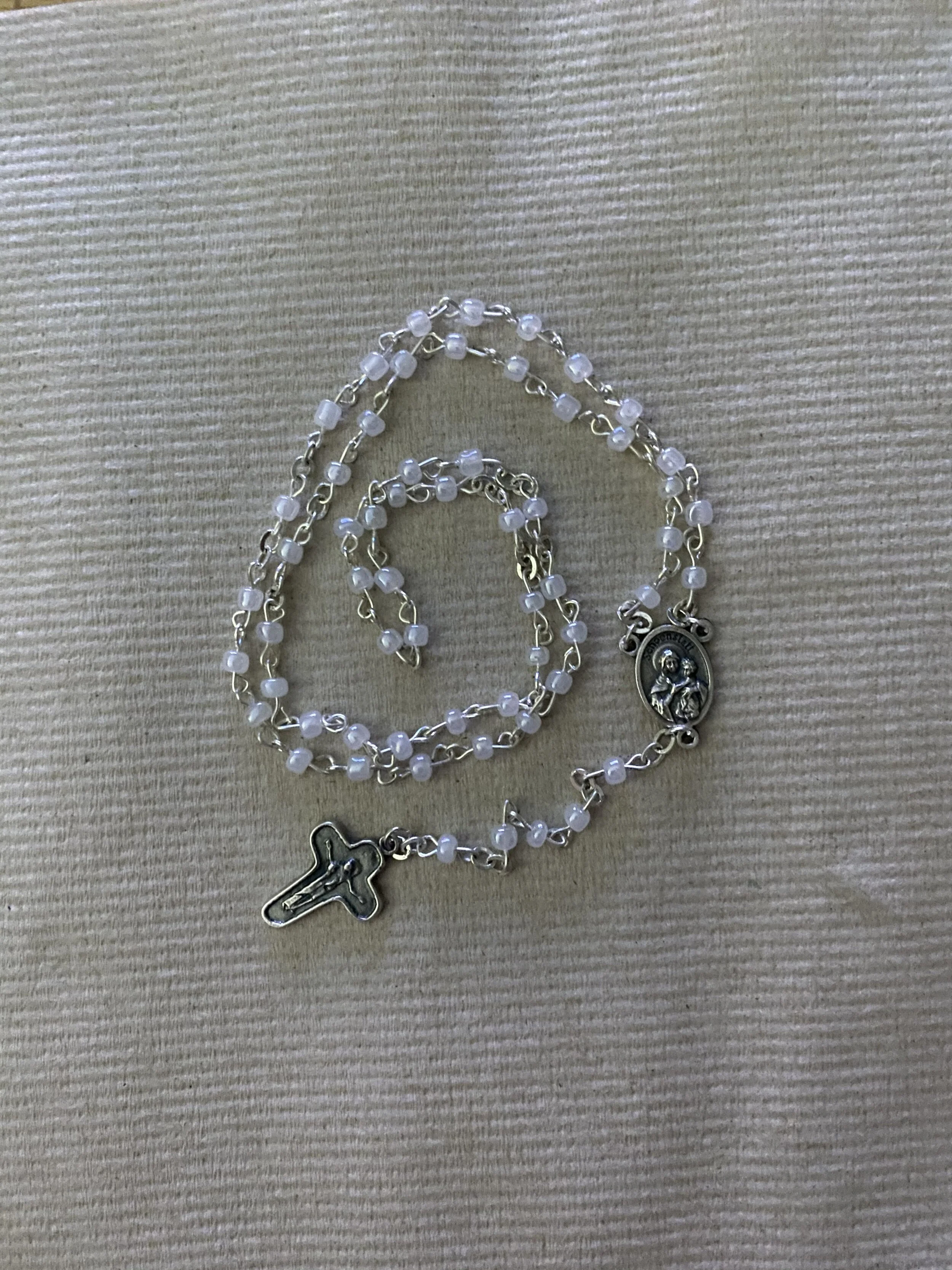 R-0278 WHITE BEADS.jpg