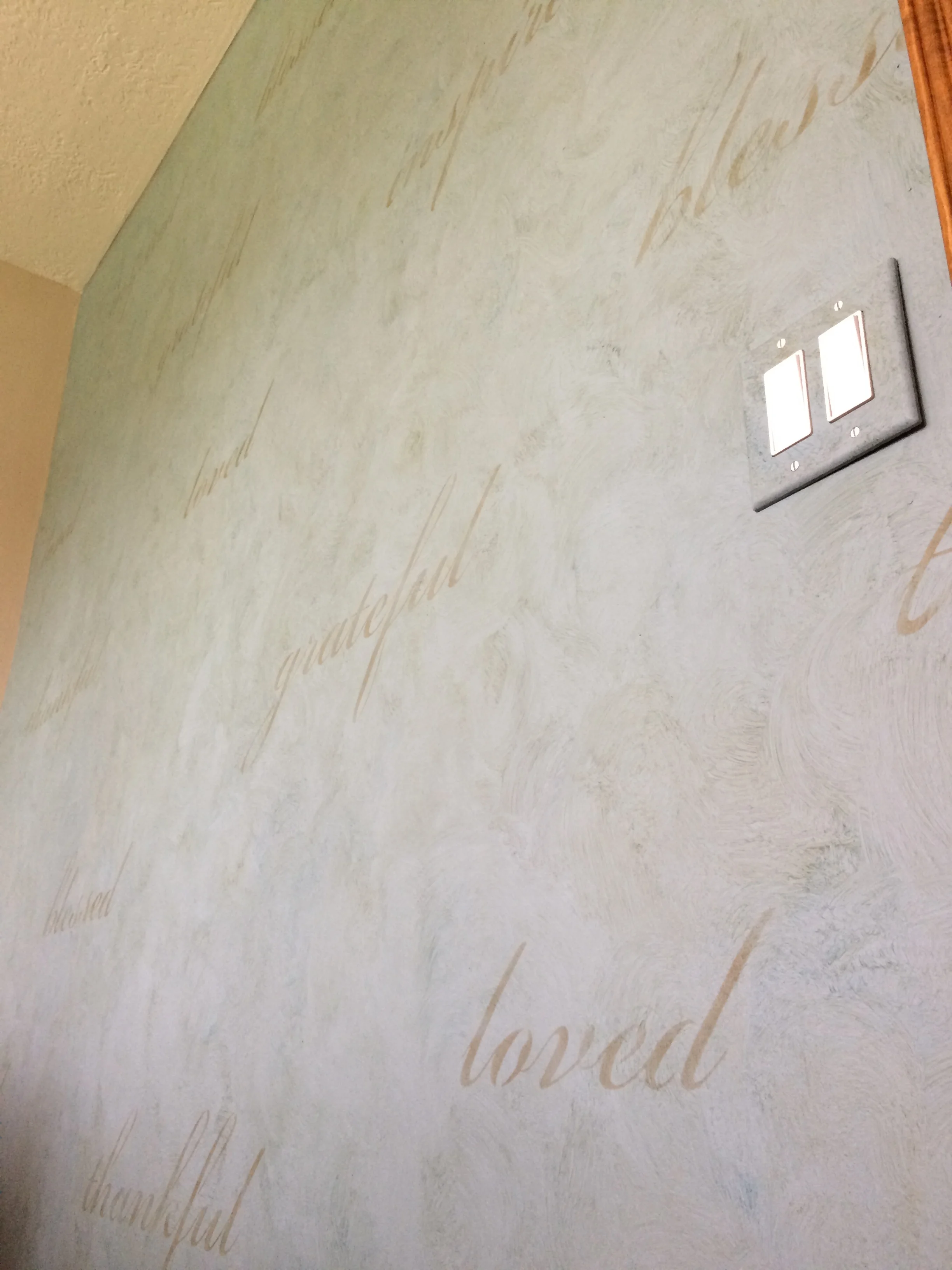 Petits Rappels Accent Wall