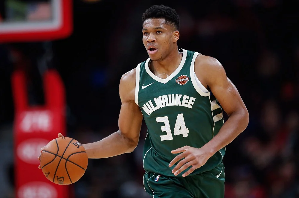 MY EYYYEEESS!!! (Pictured: Giannis Antetokuonmpo)