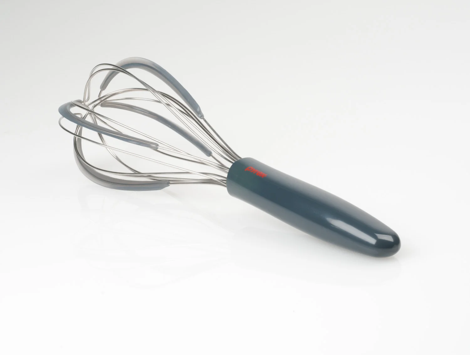 PYREX_WEBSITE_2019- whisks.jpg